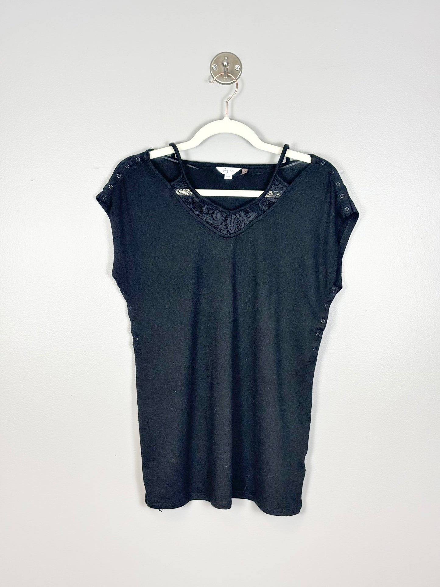 XS - Thyme Snap Side Black Nursing Top