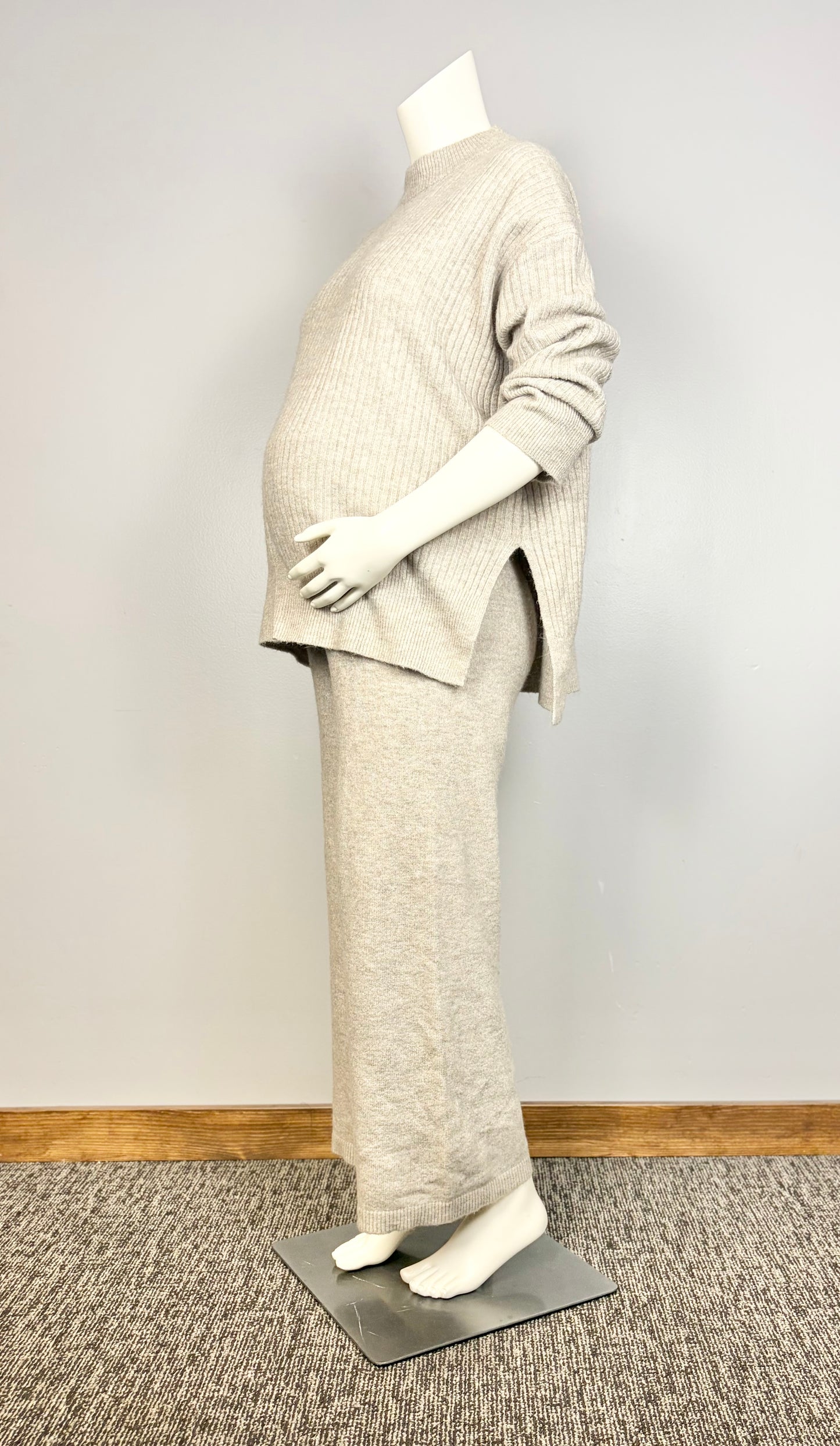 S/M - H & M Oatmeal Knit Set