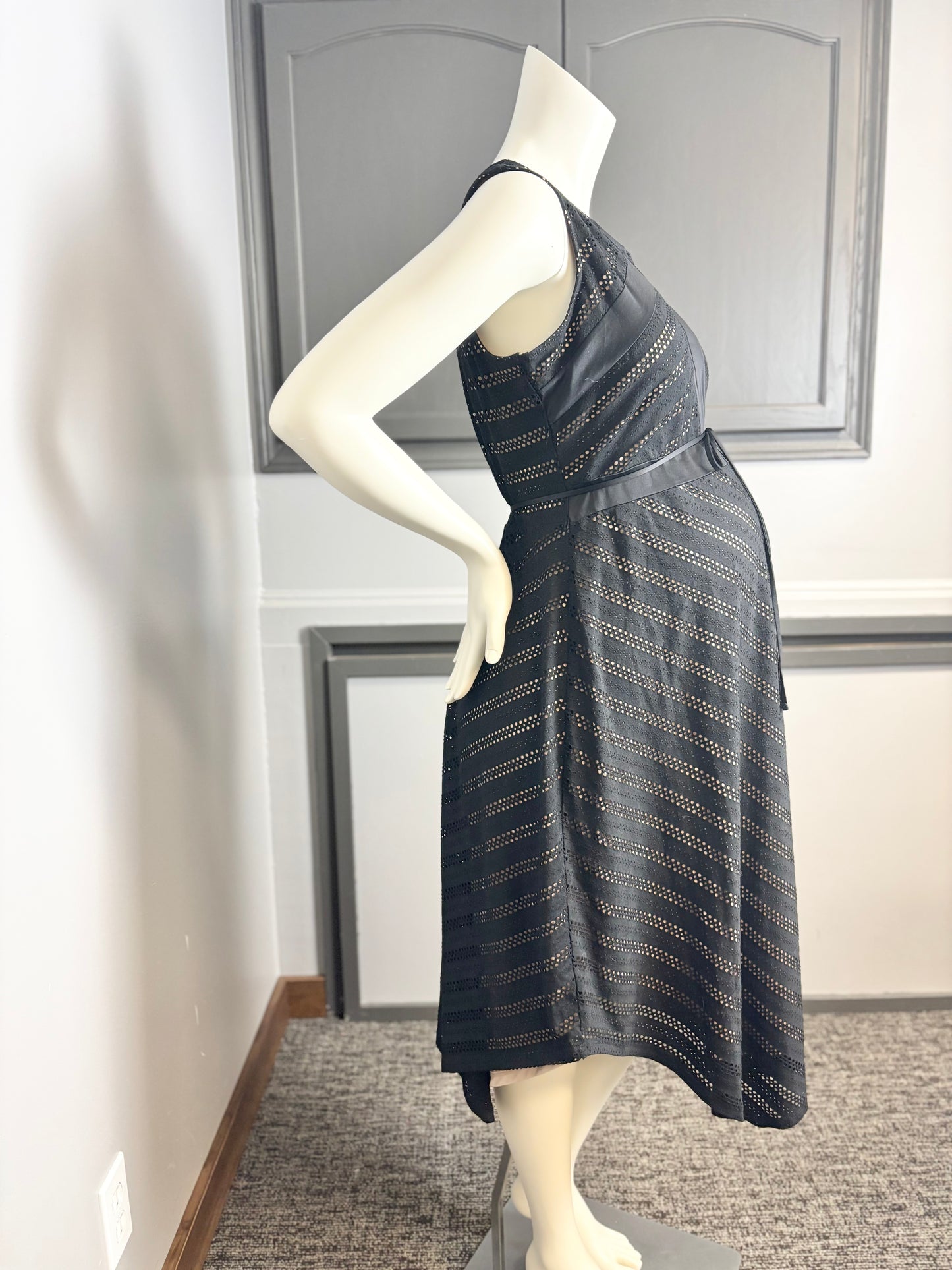 L - Motherhood Black Cutout Scallop-Hem Dress