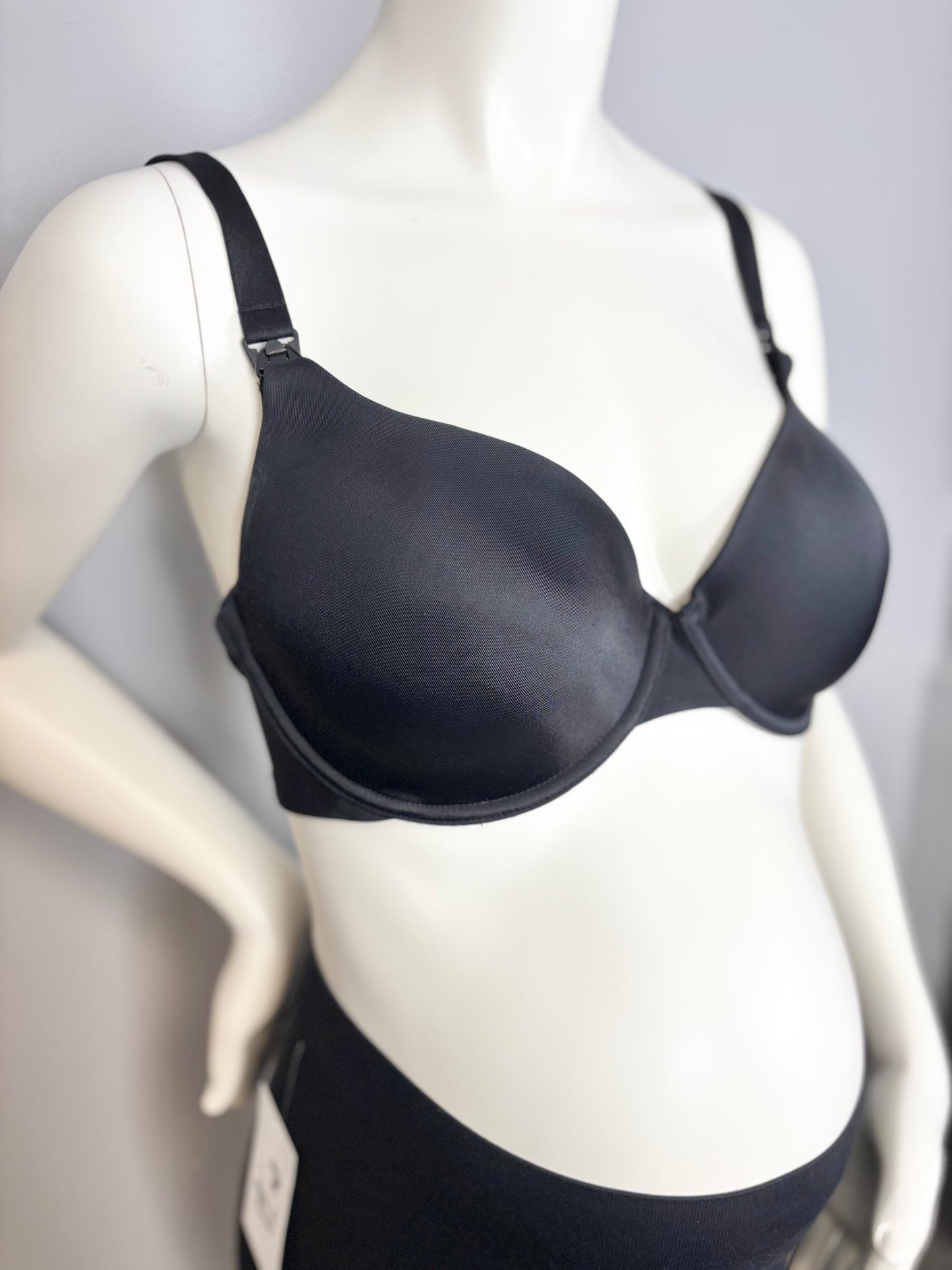 Size 38D/XL - Thyme Black Satin Bra