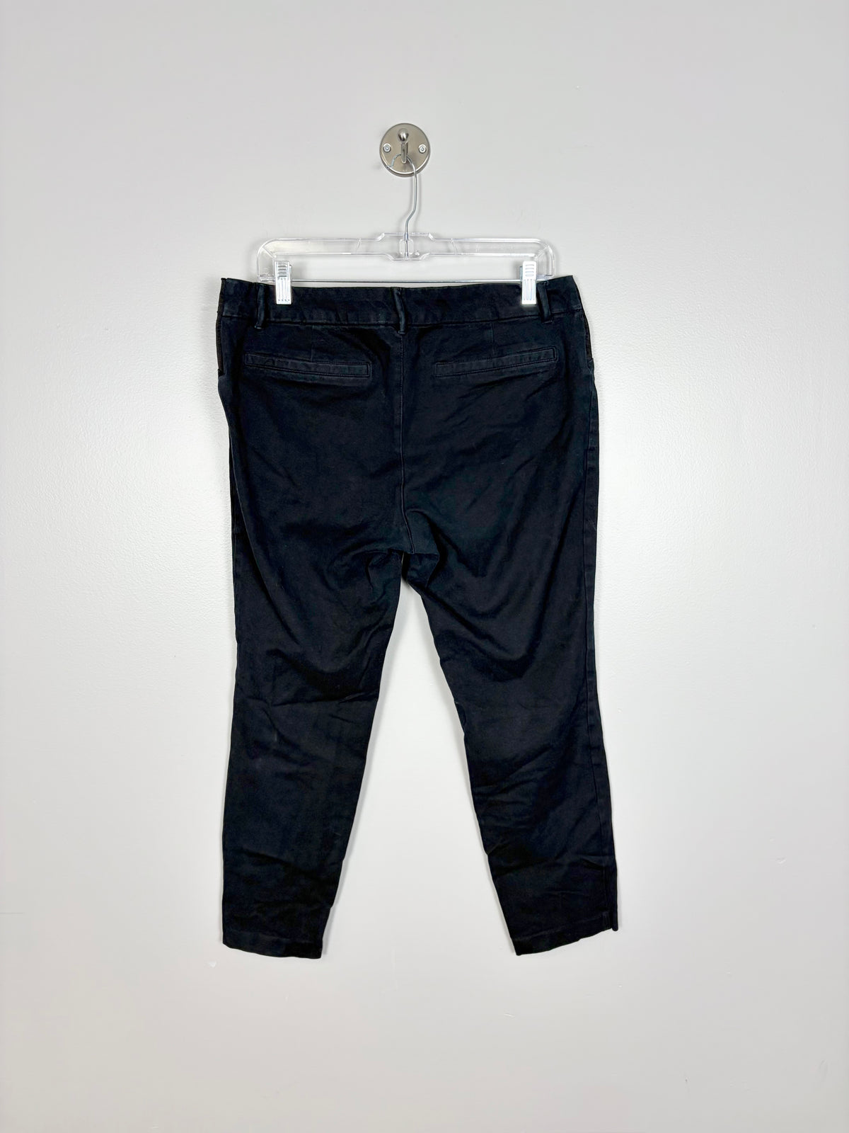 L - Old Navy Black Pixie Crop Pants