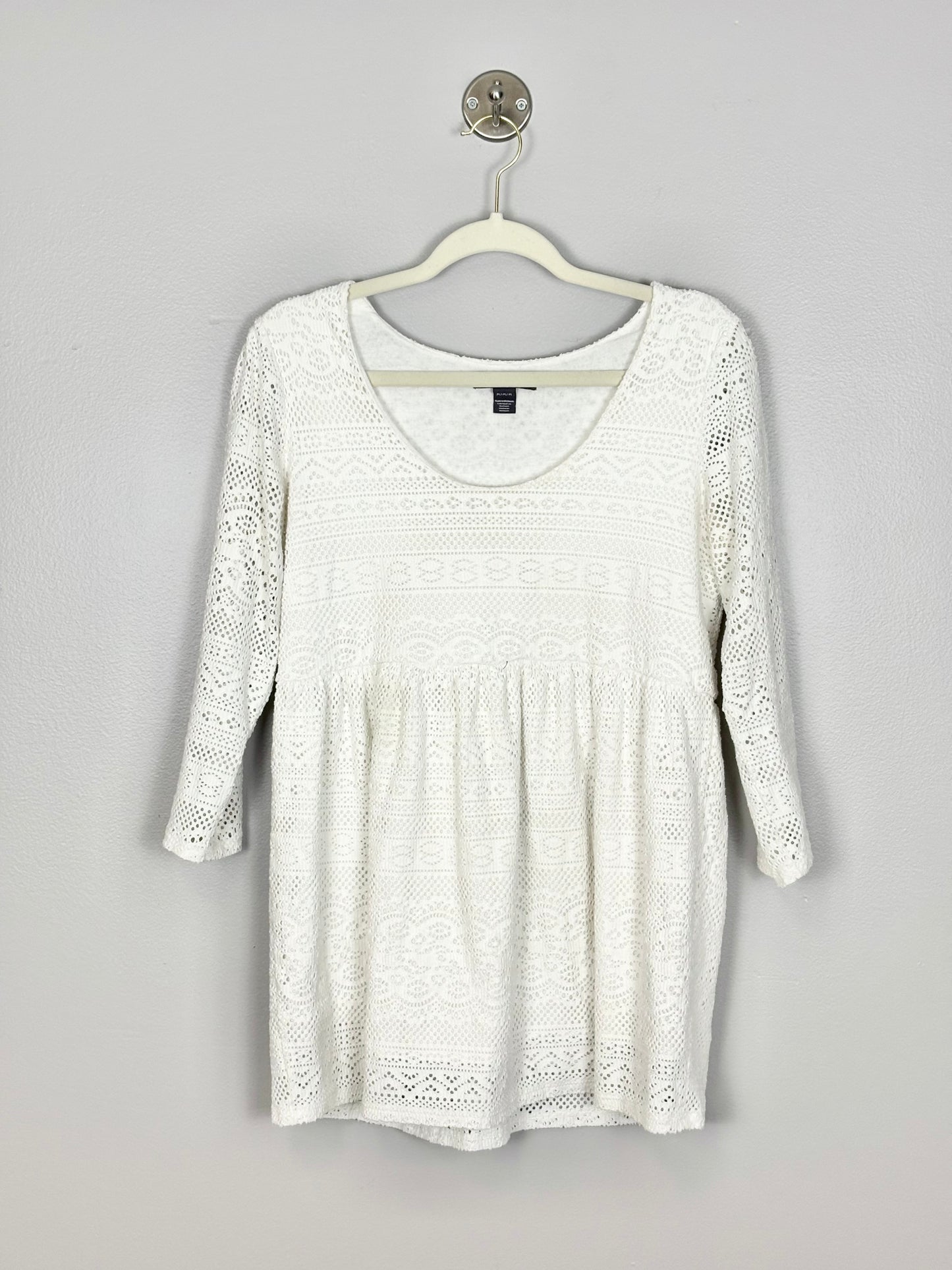 M - A Pea in the Pod White Crochet Blouse