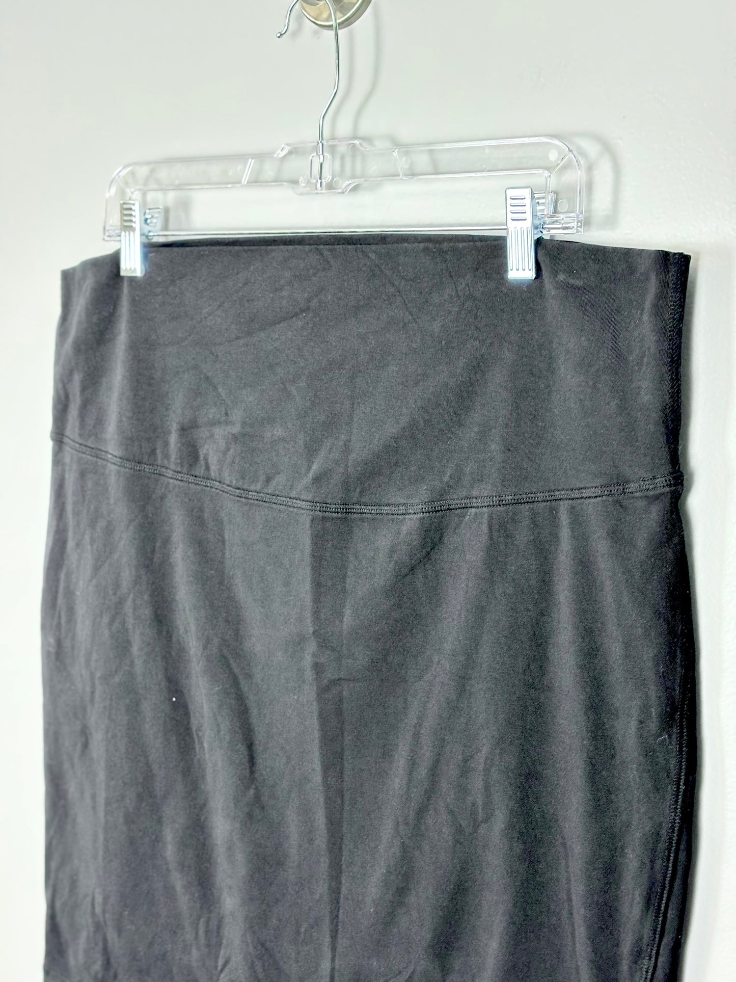 XL - Thyme Black Jersey Skirt