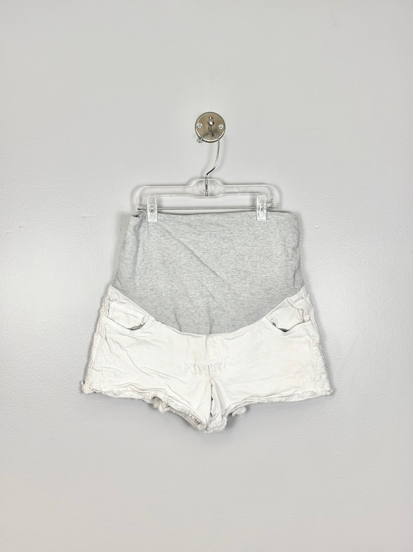 M - Light Grey Embroidered Shorts