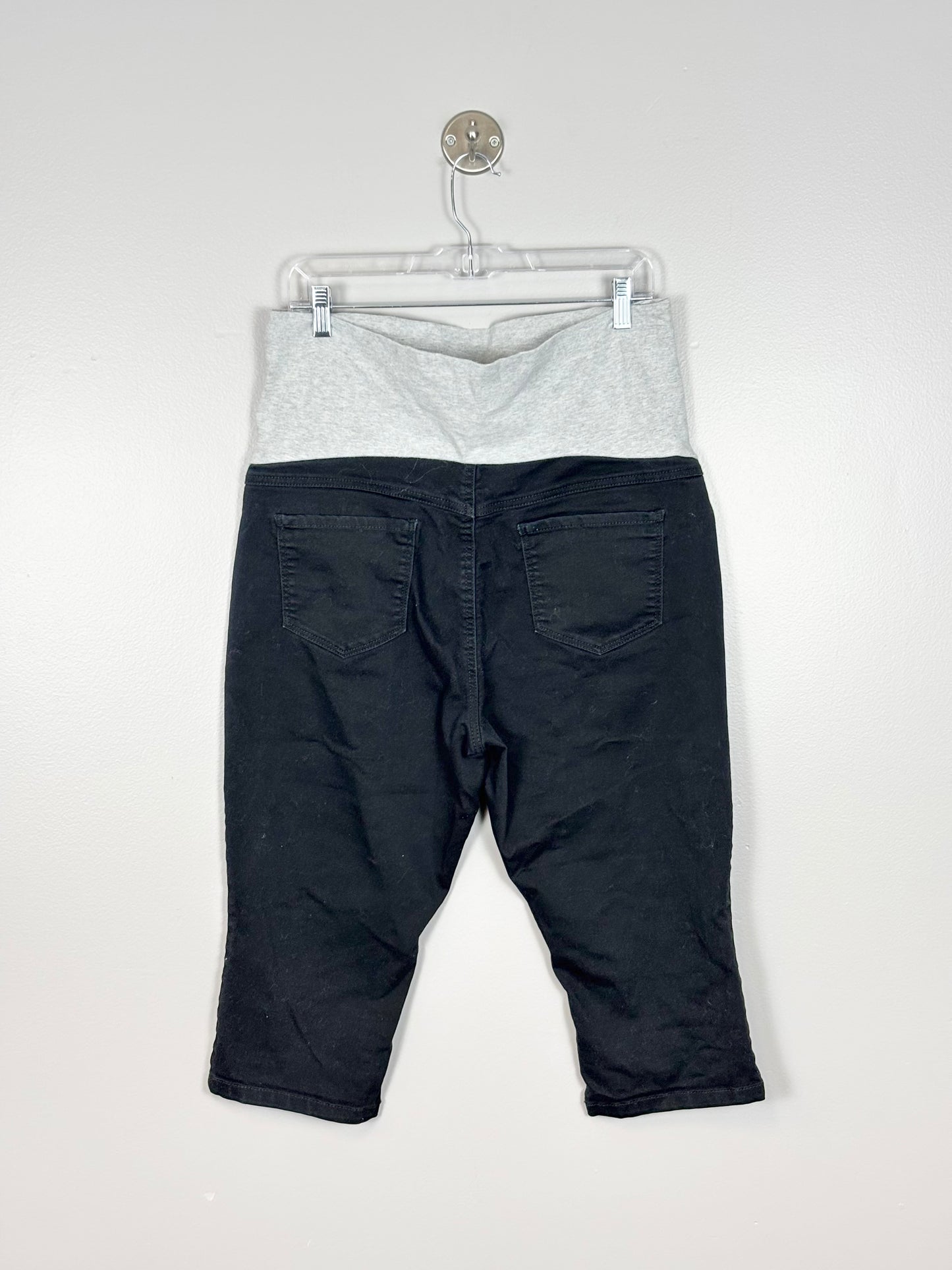 XL - Insider Premium Black Denim Capri