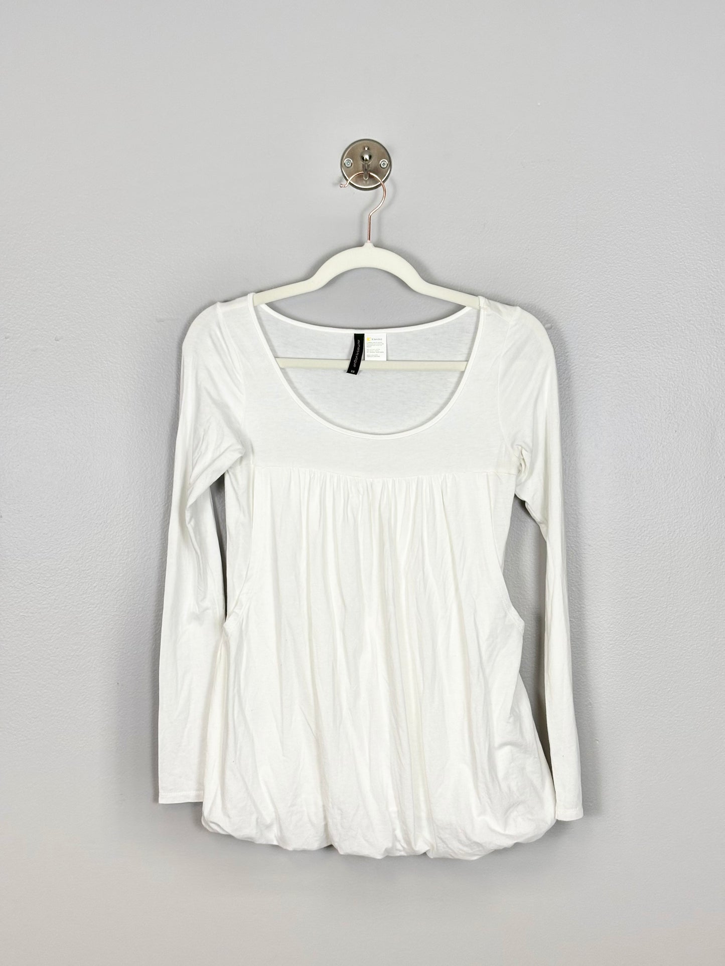 XS - Mother’s Vogue White Long-Sleeve Shirt