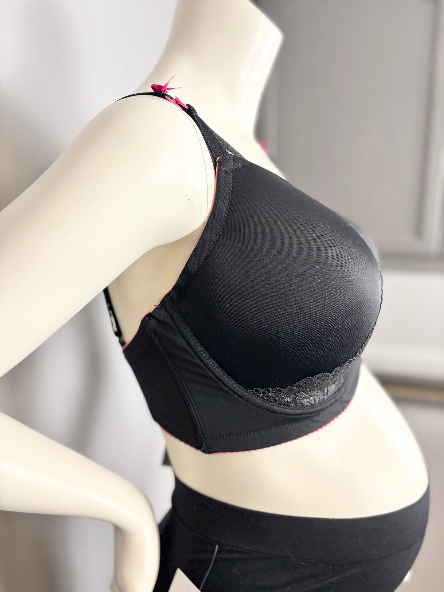 Size 38I/XXL - You! Lingerie Black Satin Bra