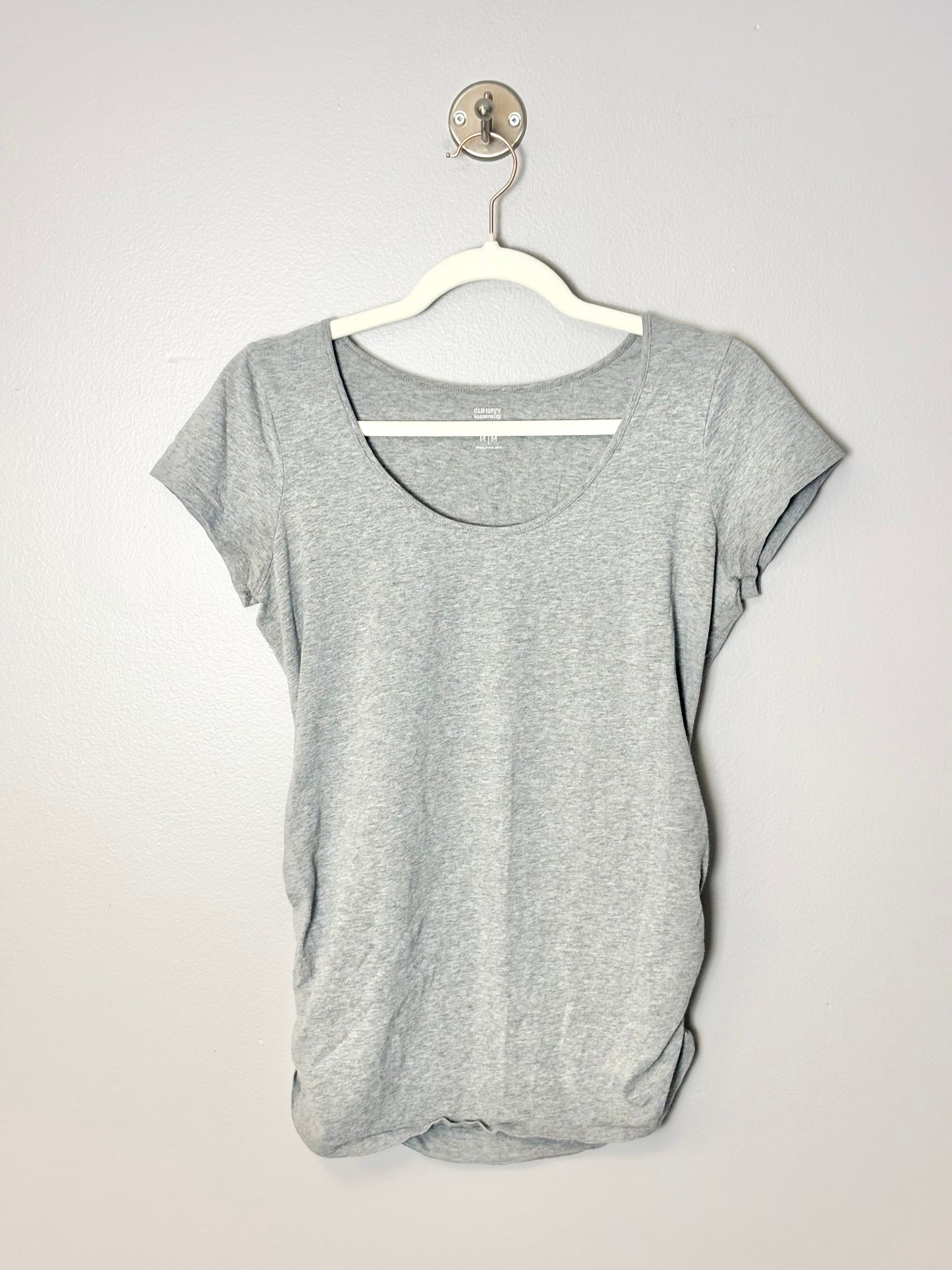 M - Old Navy Fitted Grey