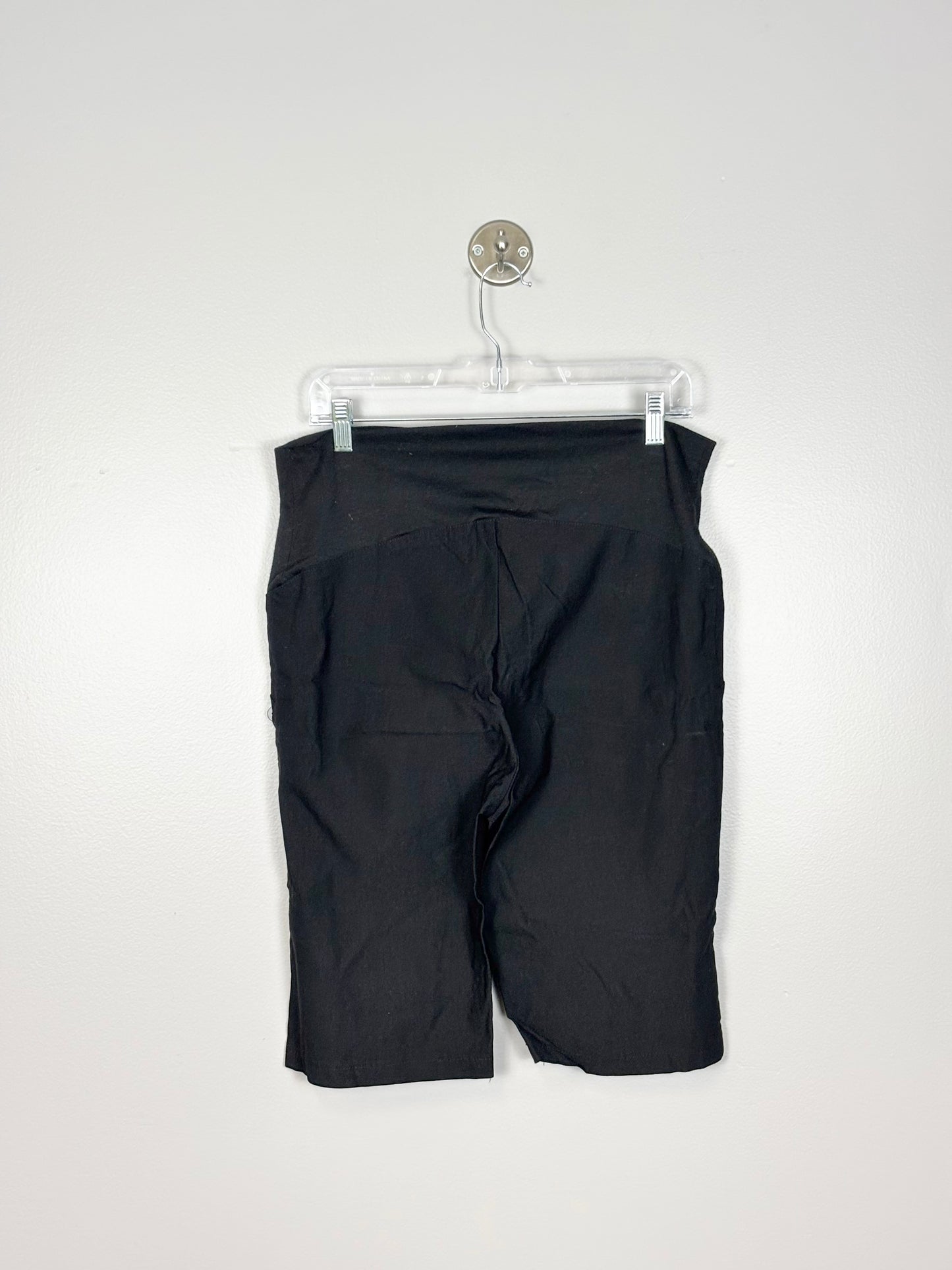 M - Valia Black Button-Detail Dress Shorts