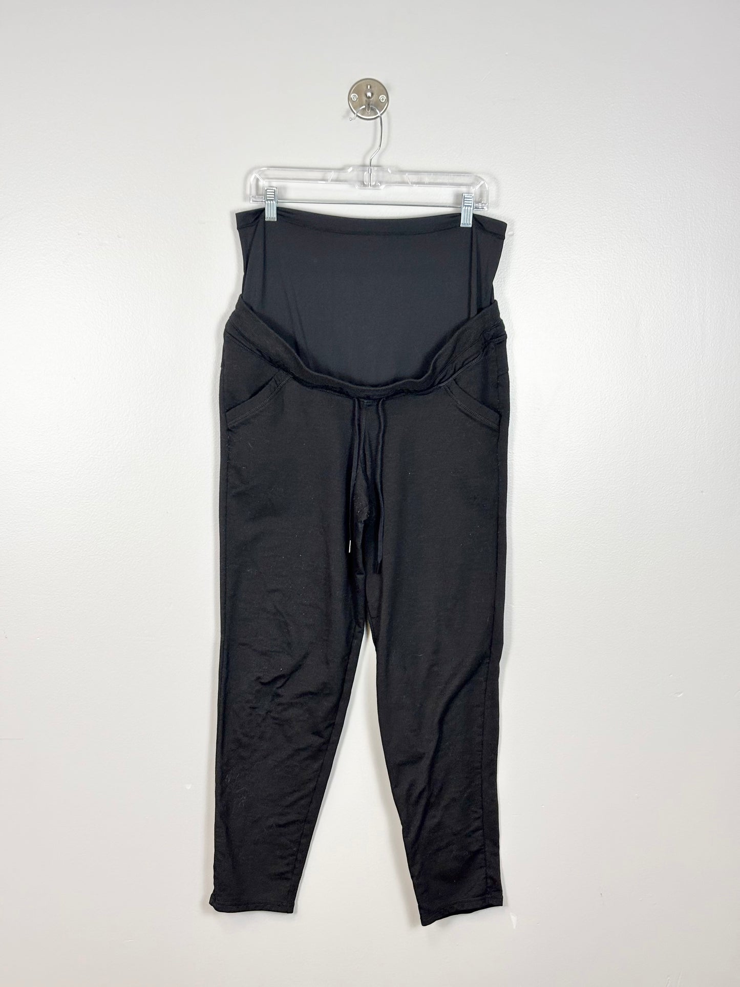 L - Thyme Black Sweats