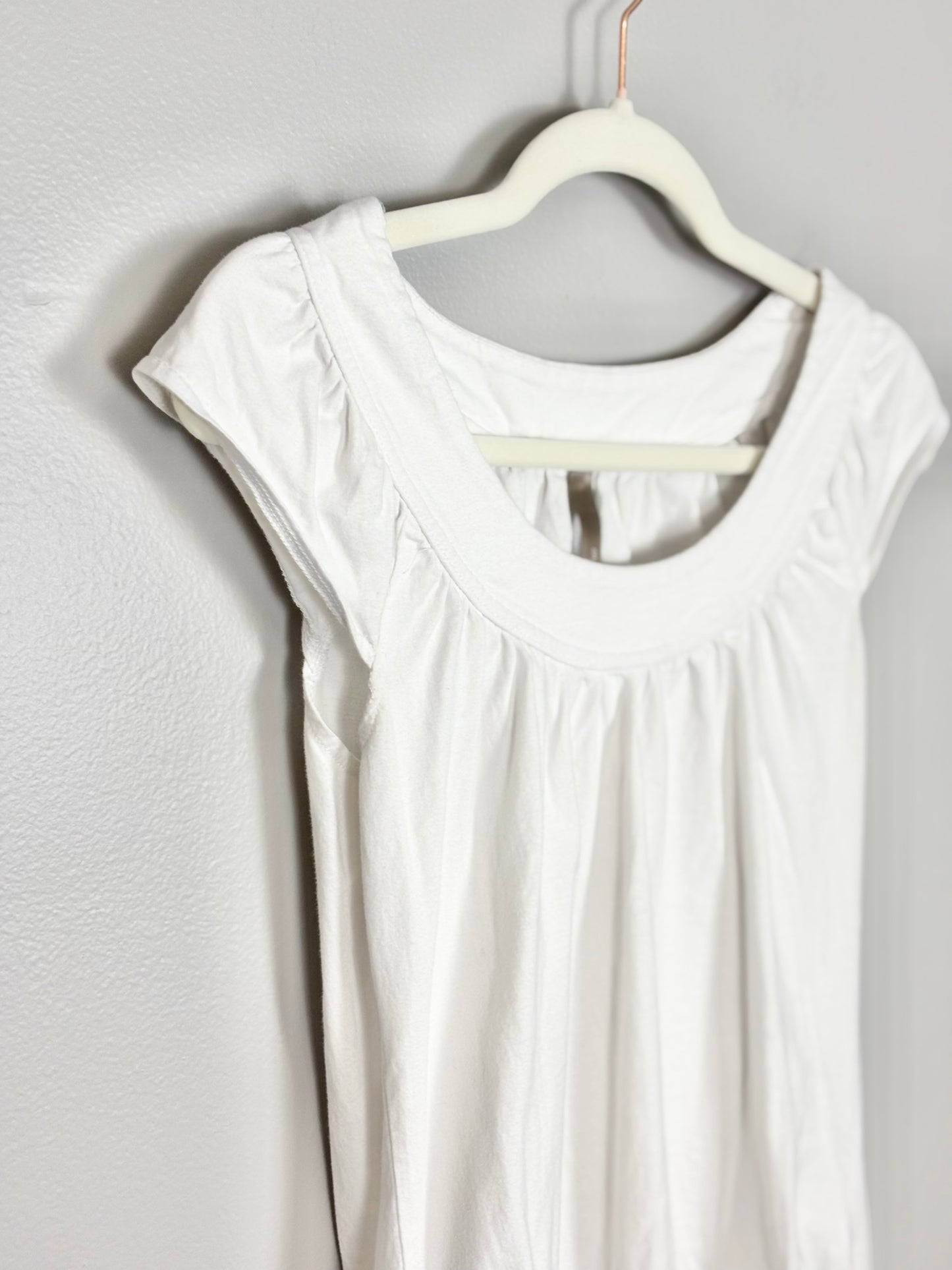 M - Thyme White Cap Sleeve Cotton Tee