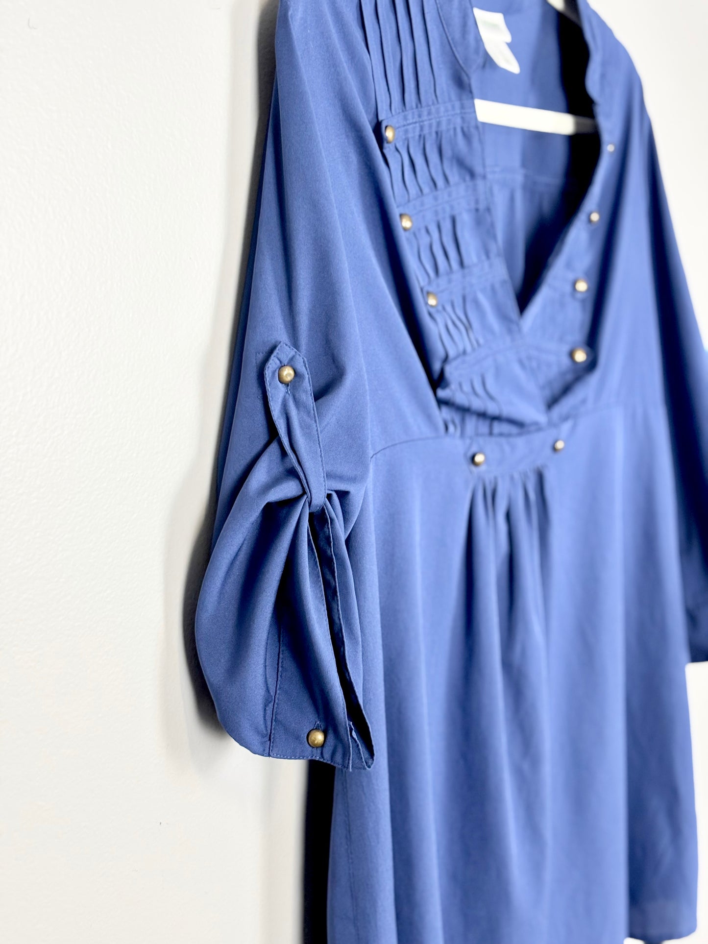 M - Motherhood Blue Copper Button Blouse