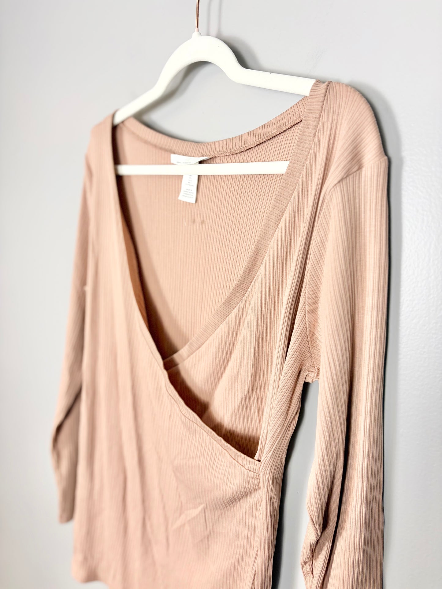 L - H & M Ribbed Dusty Pink Wrap Front Shirt