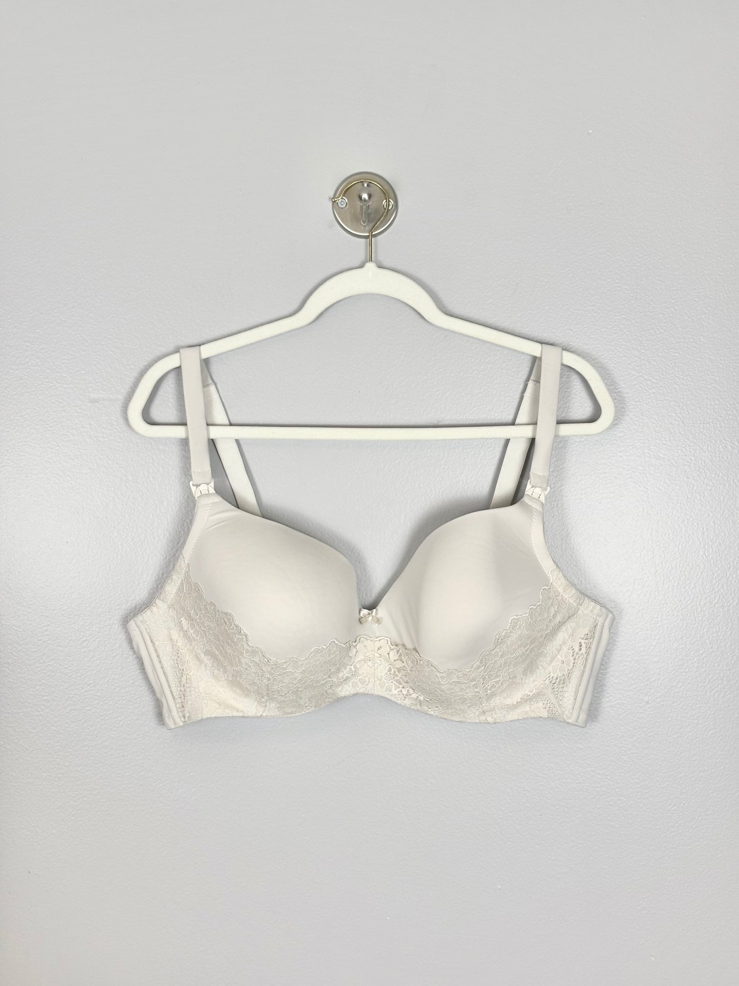 XL/42D - Thyme Cream Satin & Lace Nursing Bra