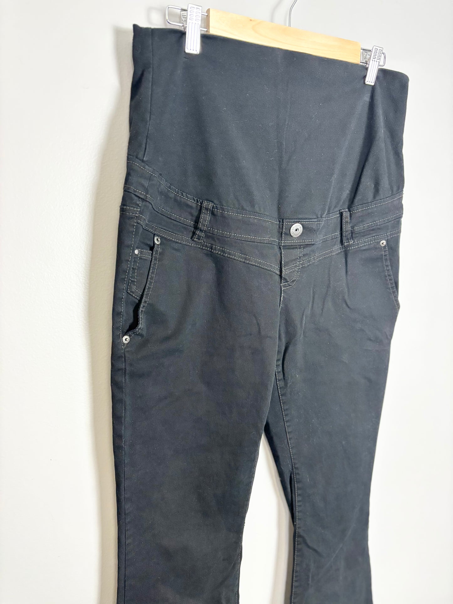 L - Thyme Black Bell Bottom Jeans
