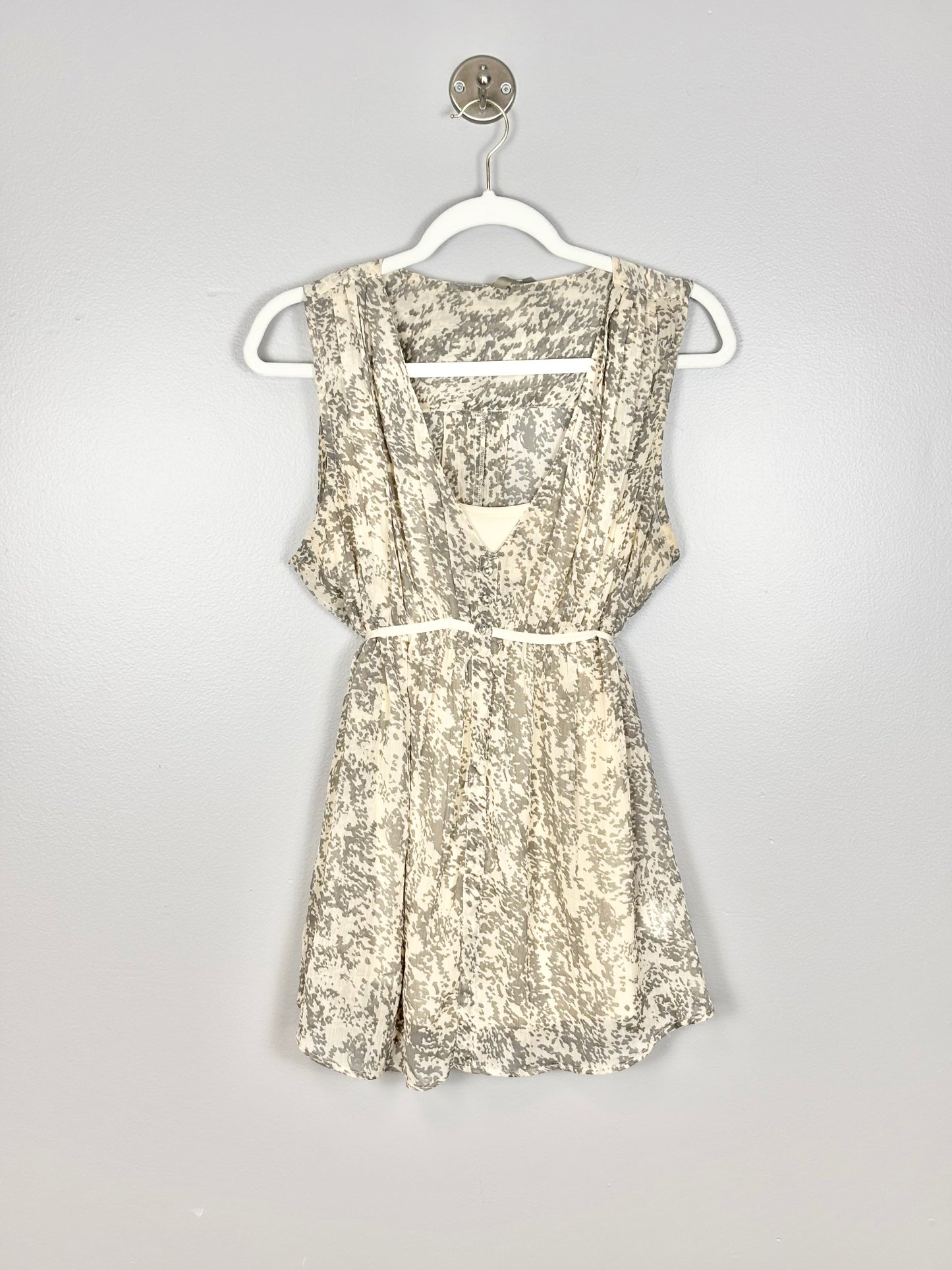 M - Thyme Chiffon Sleeveless Blouse