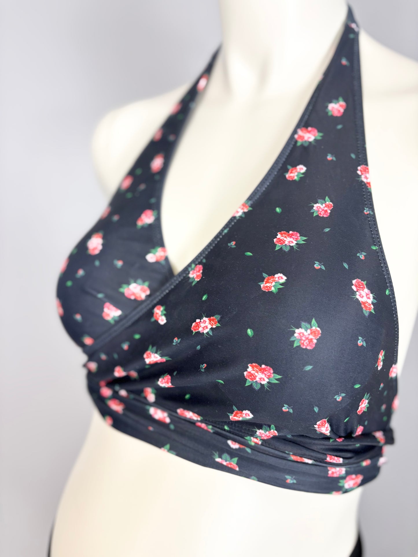 L - Black Rose Halter Top & High-Waist Bikini Set