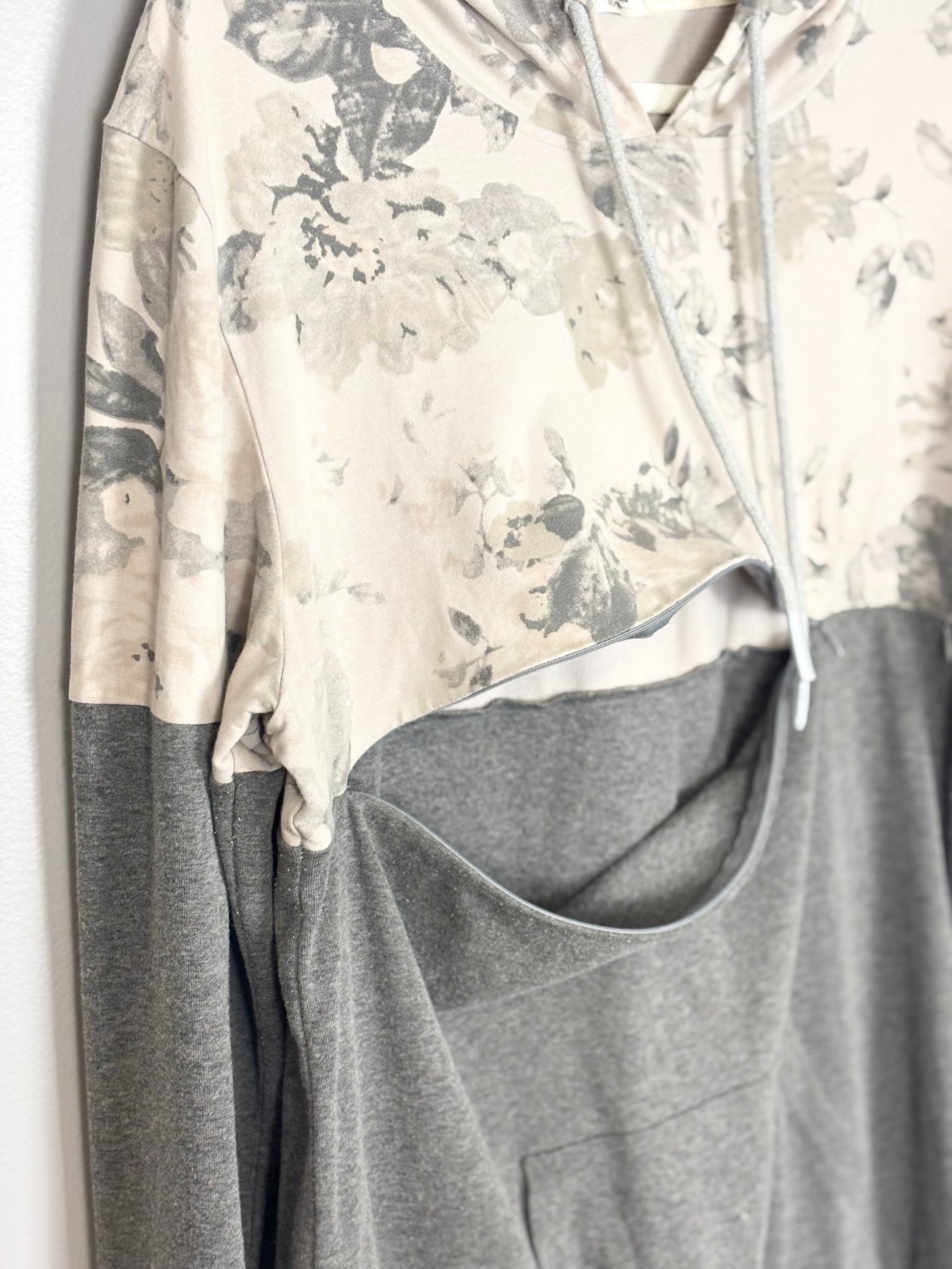 XL - Bearsland Muted Florals Nursing Hoodie