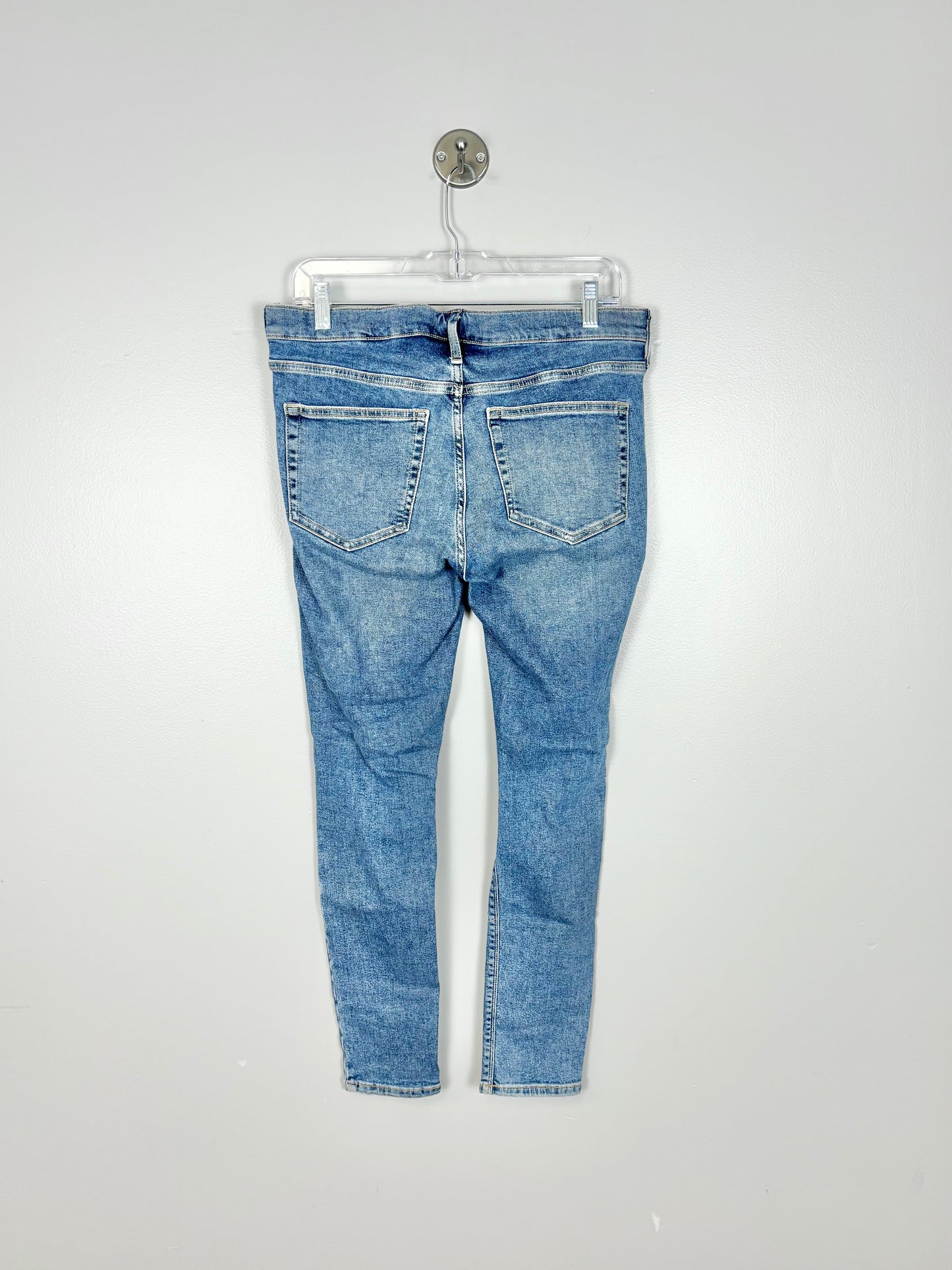 M/Size 10 - Topshop Jamie Lightwash Distressed Denim