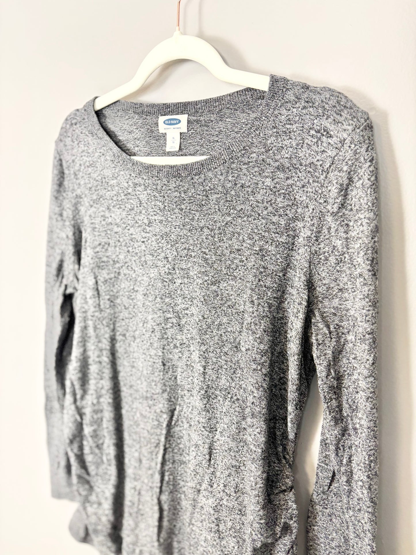 XL - Old Navy Dark Grey Sweater