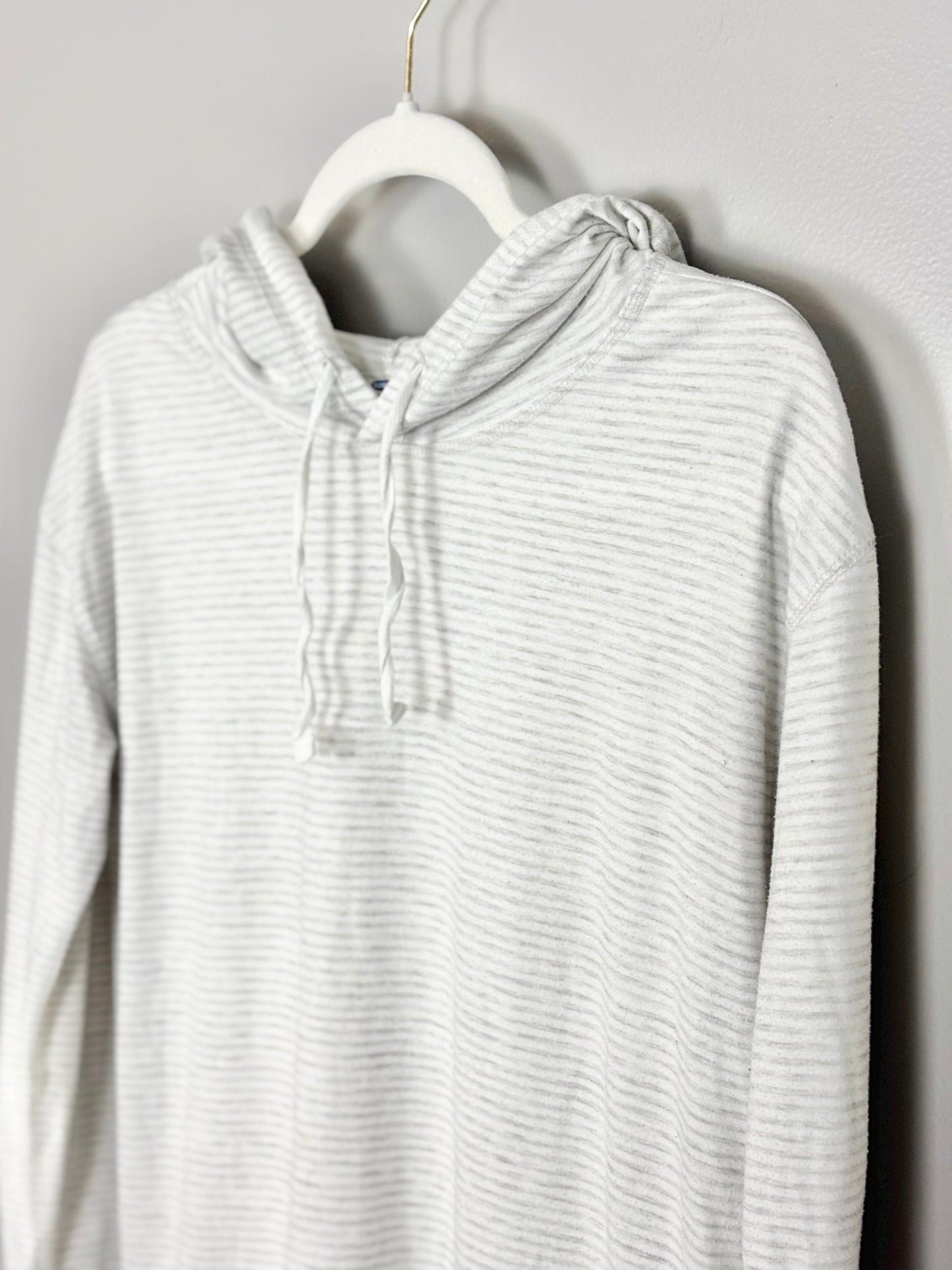 S - Old Navy Lightweight Ash Grey Hoodie