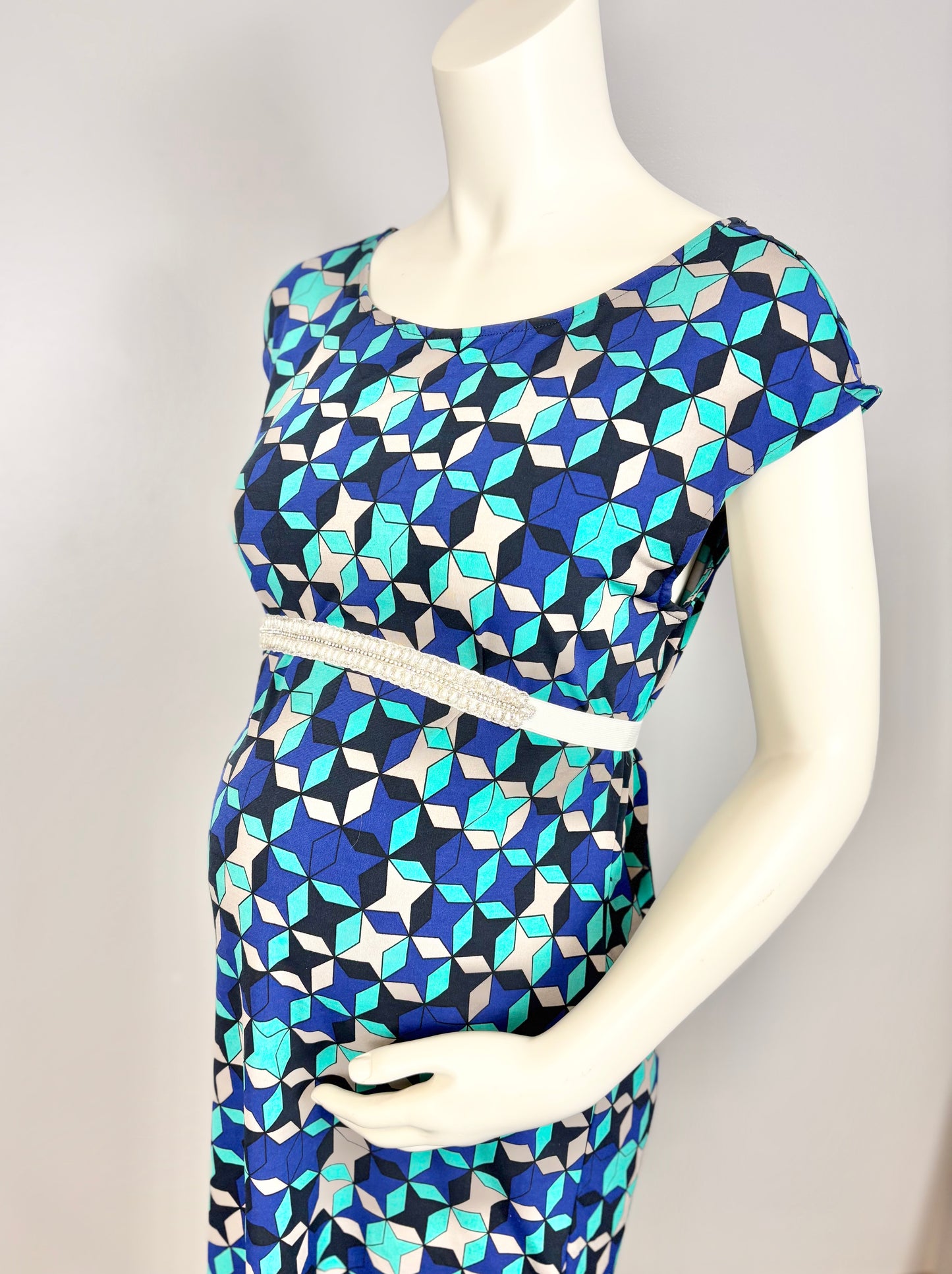 L - Banana Republic Geometric Shift Dress