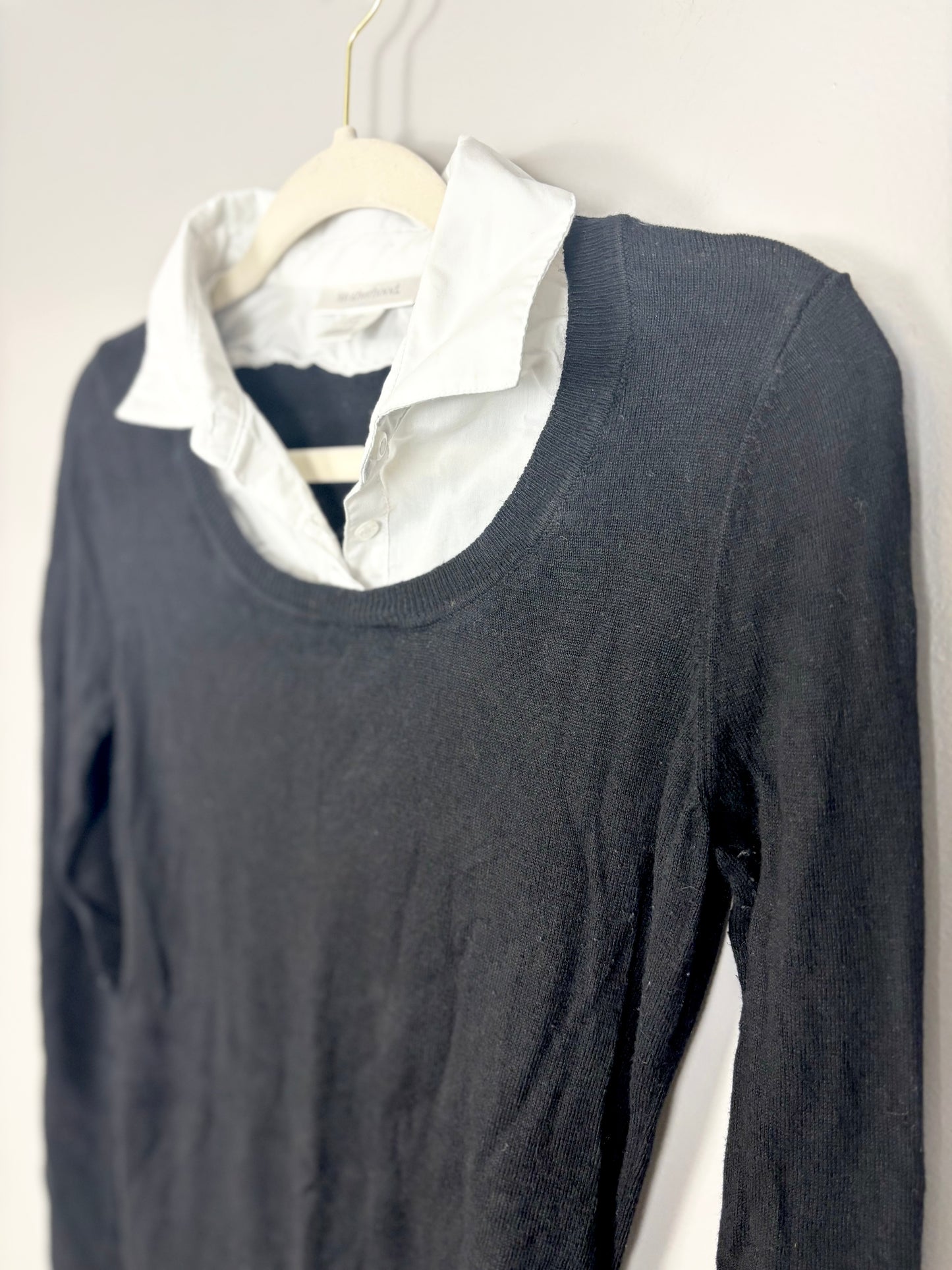 S - Motherhood Faux Collar Light Black Sweater