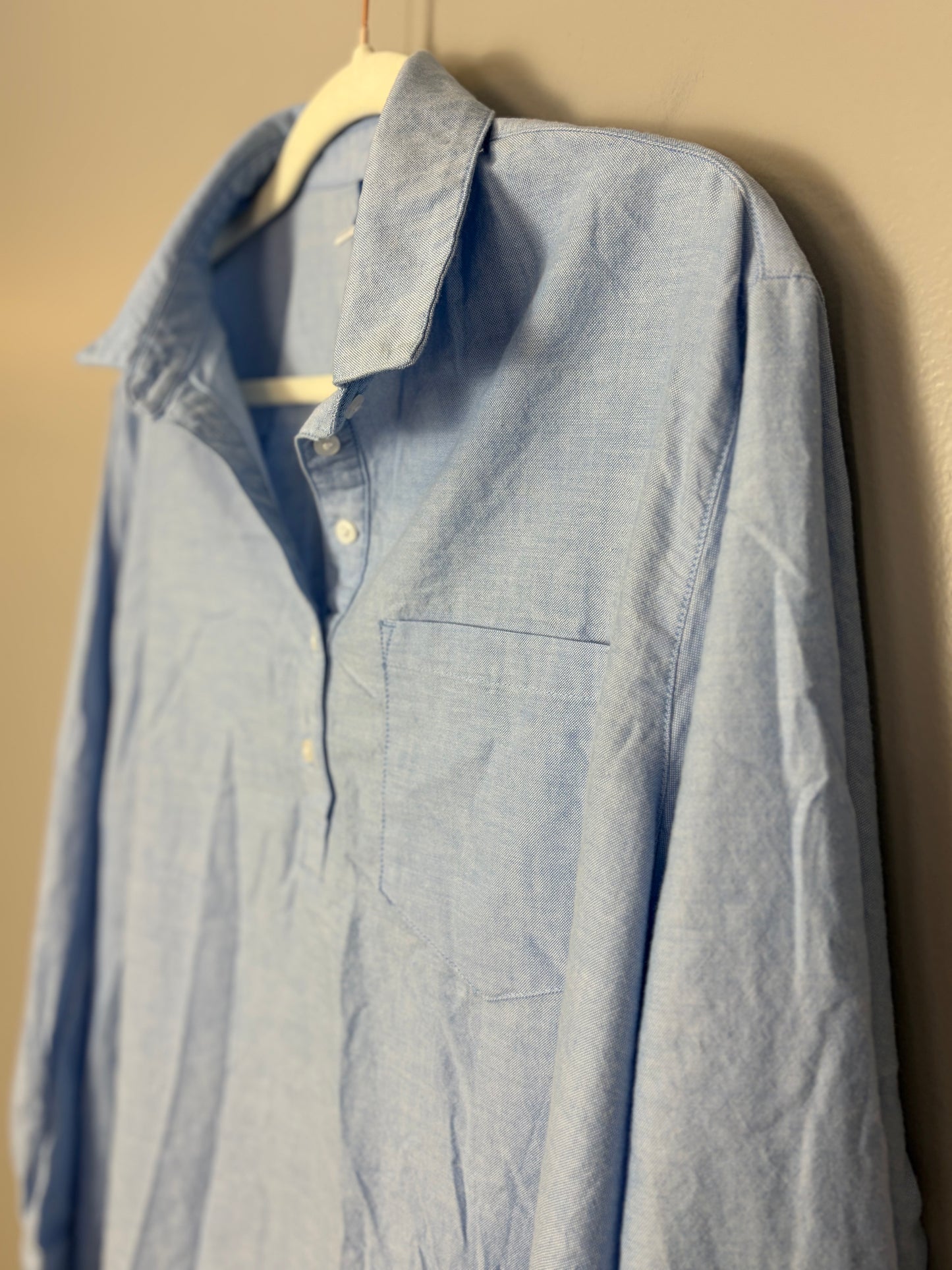 M -Old Navy Blue Dress Shirt