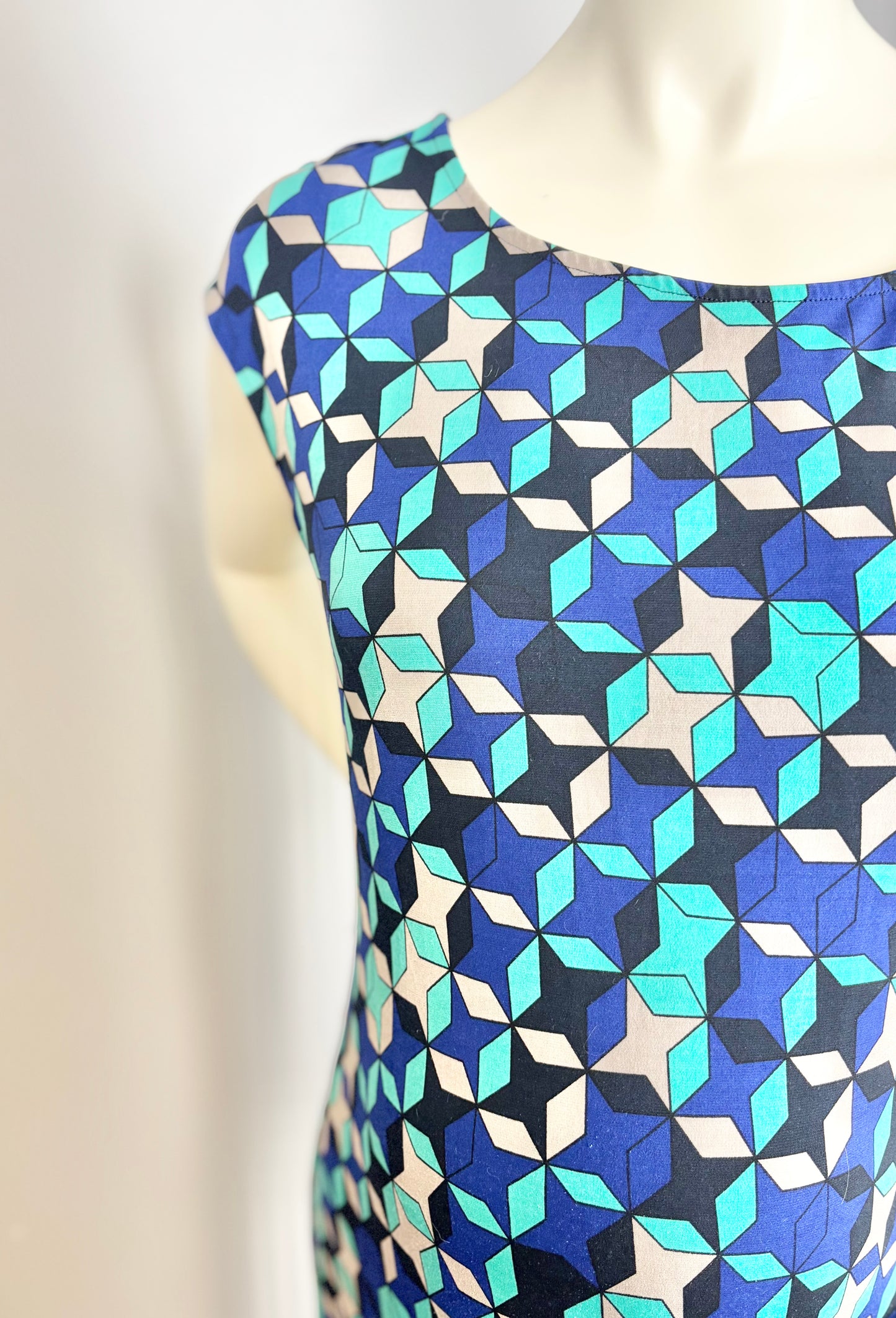 L - Banana Republic Geometric Shift Dress