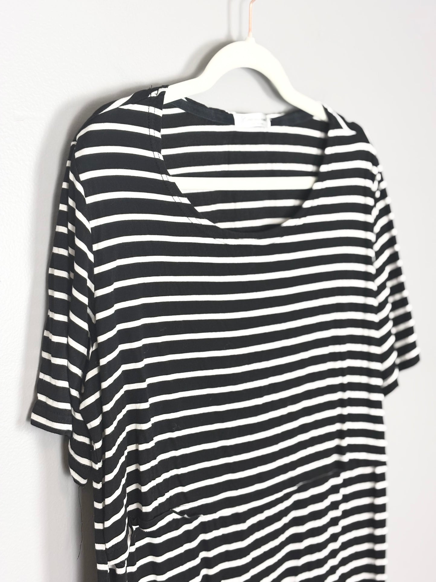 XXL - Bearsland Black & White Stripe Nursing Top