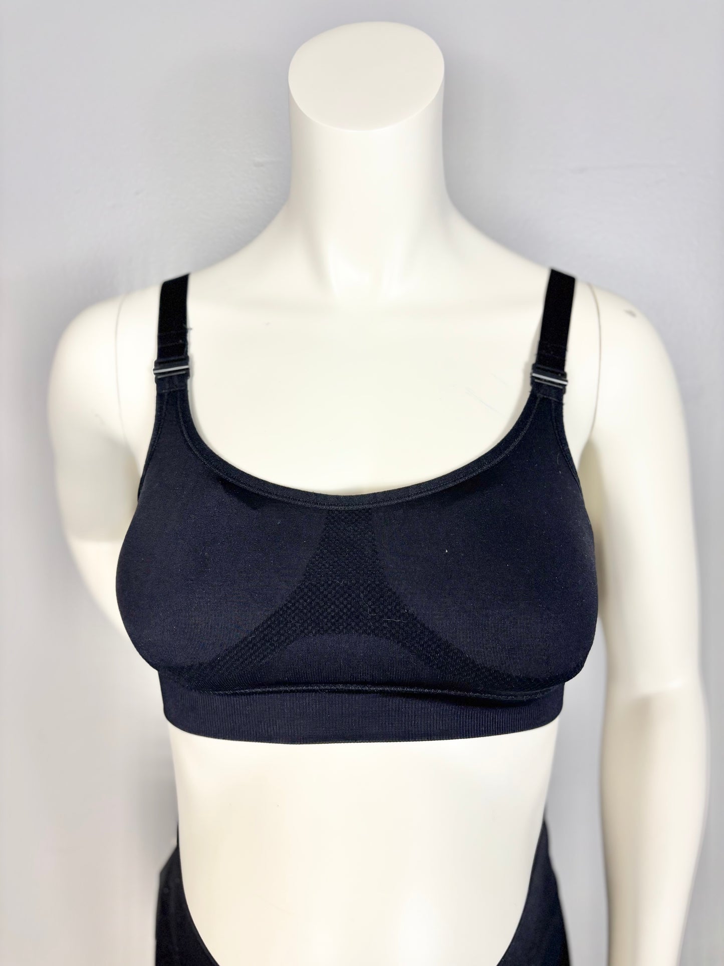 M - Thyme Black Nursing Sports Bra