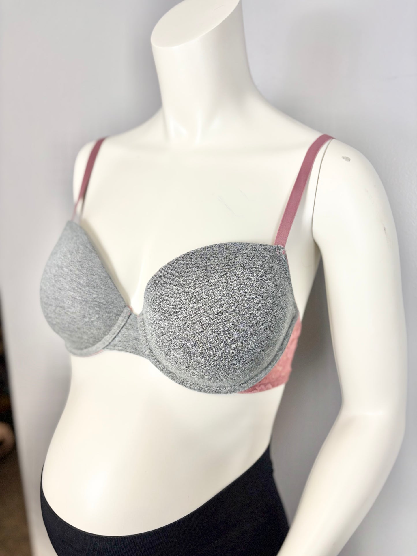 Size 36D/L - LaSenza Grey & Pink Bra