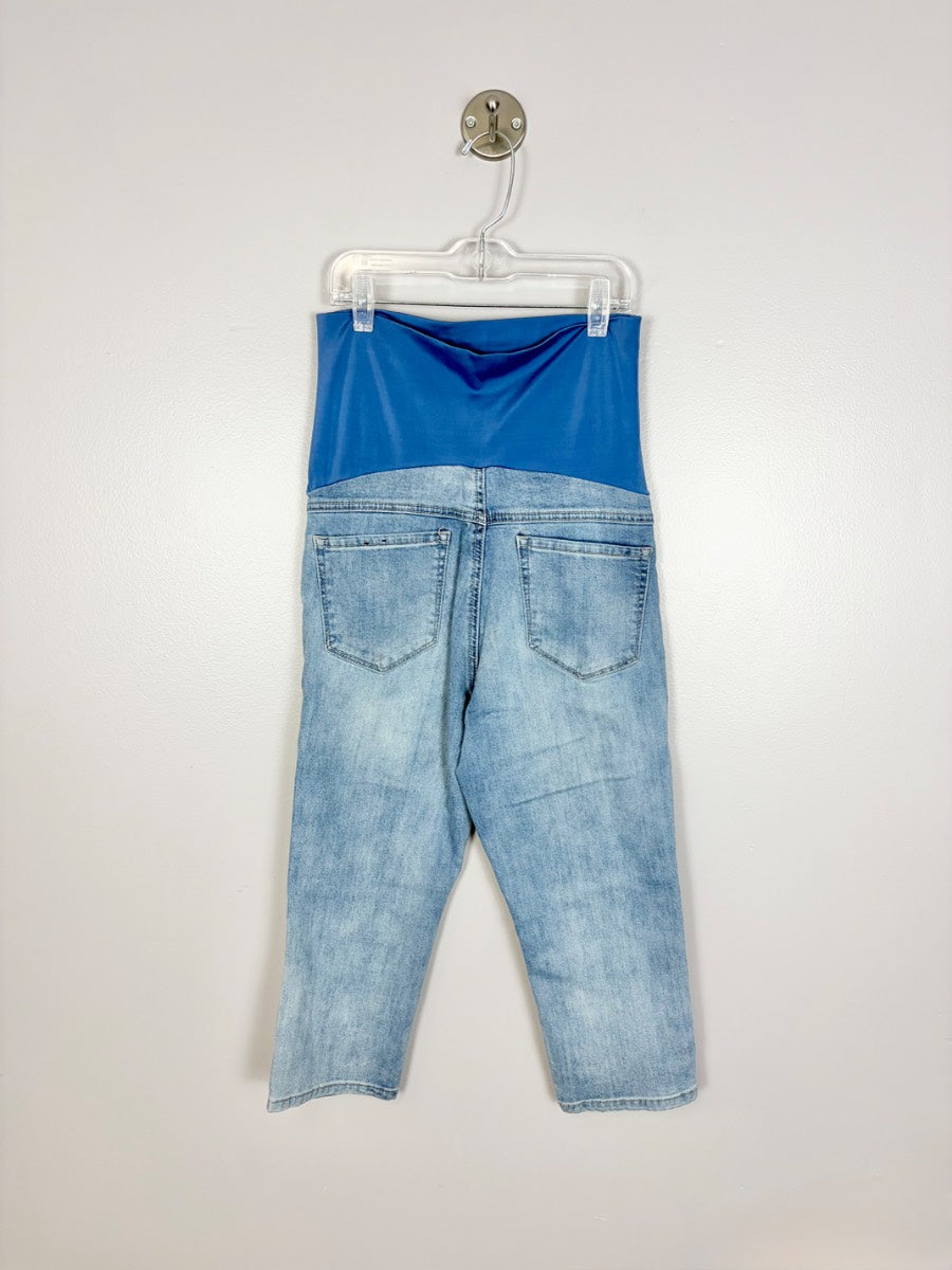 XS - Thyme Light Wash Maternity Jean Capris