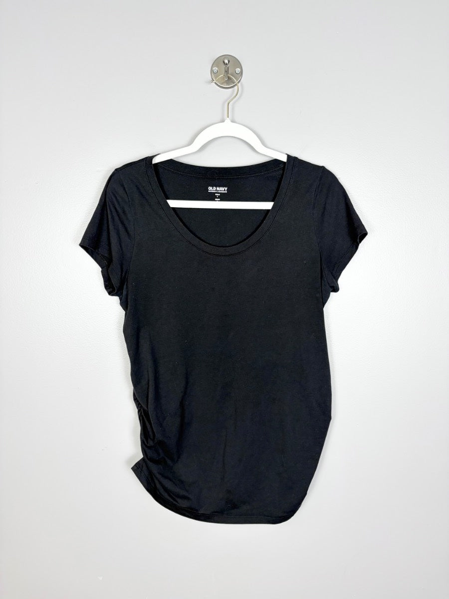 L - Old Navy Black V-neck Tee