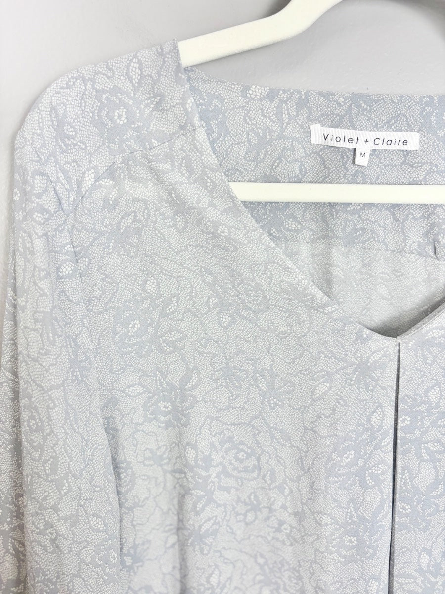 M - Violet + Claire Soft Blue Floral Print Blouse
