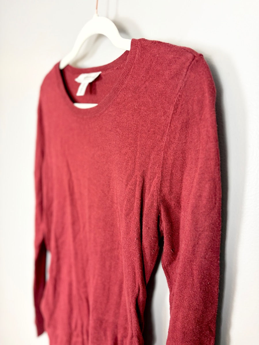 M - Motherhood Red Knit Sweater