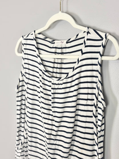M - Smallshow White Striped Nursing Shirt