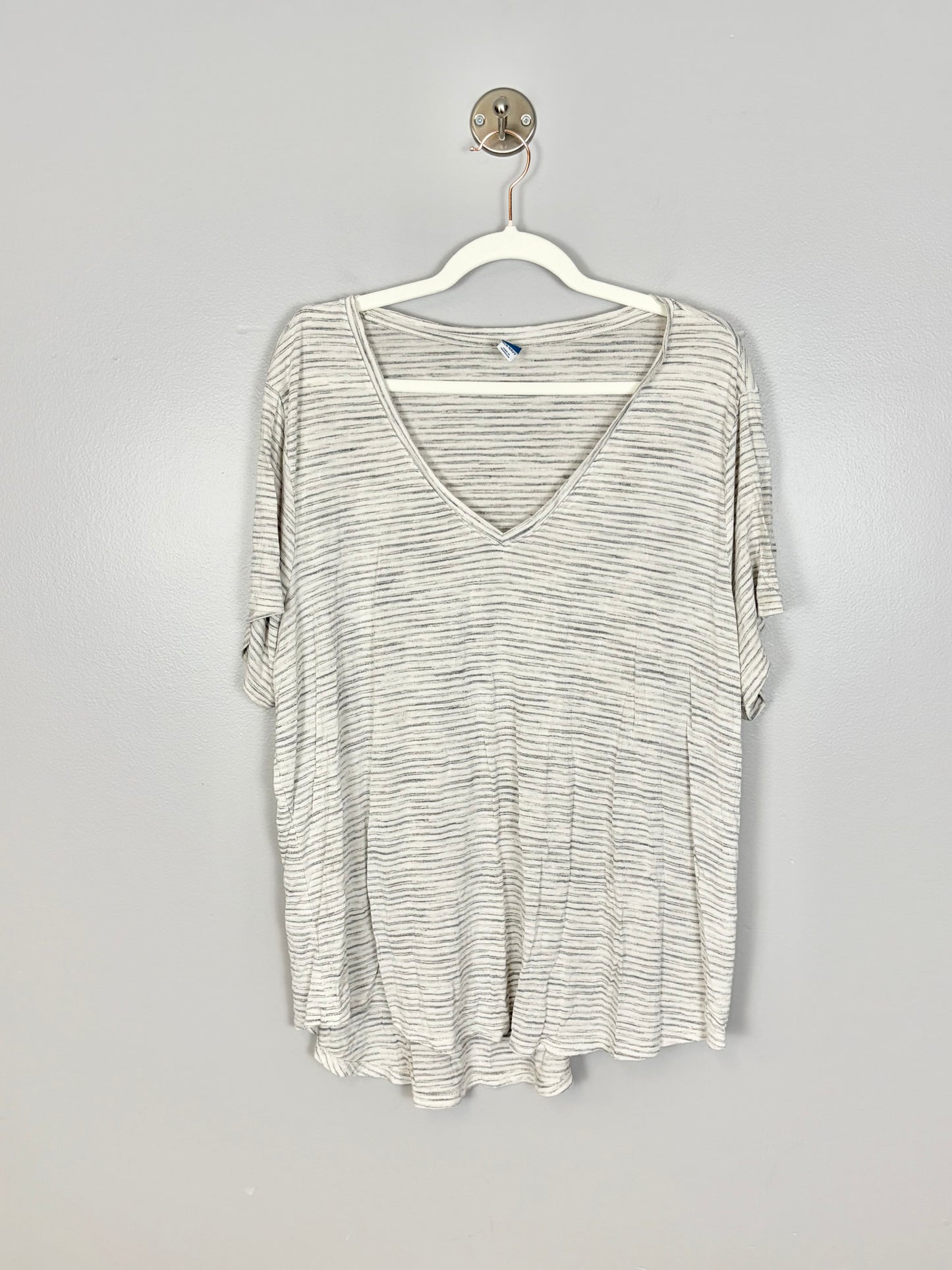 XXL - Old Navy Grey Stripe Shirt