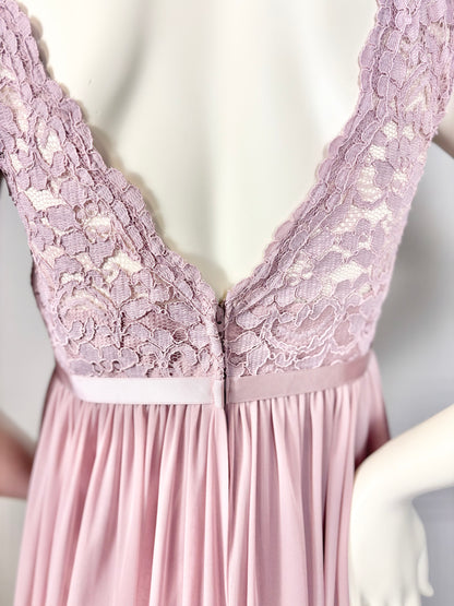 1XL - David’s Bridal Lavender Lace Occasion Dress