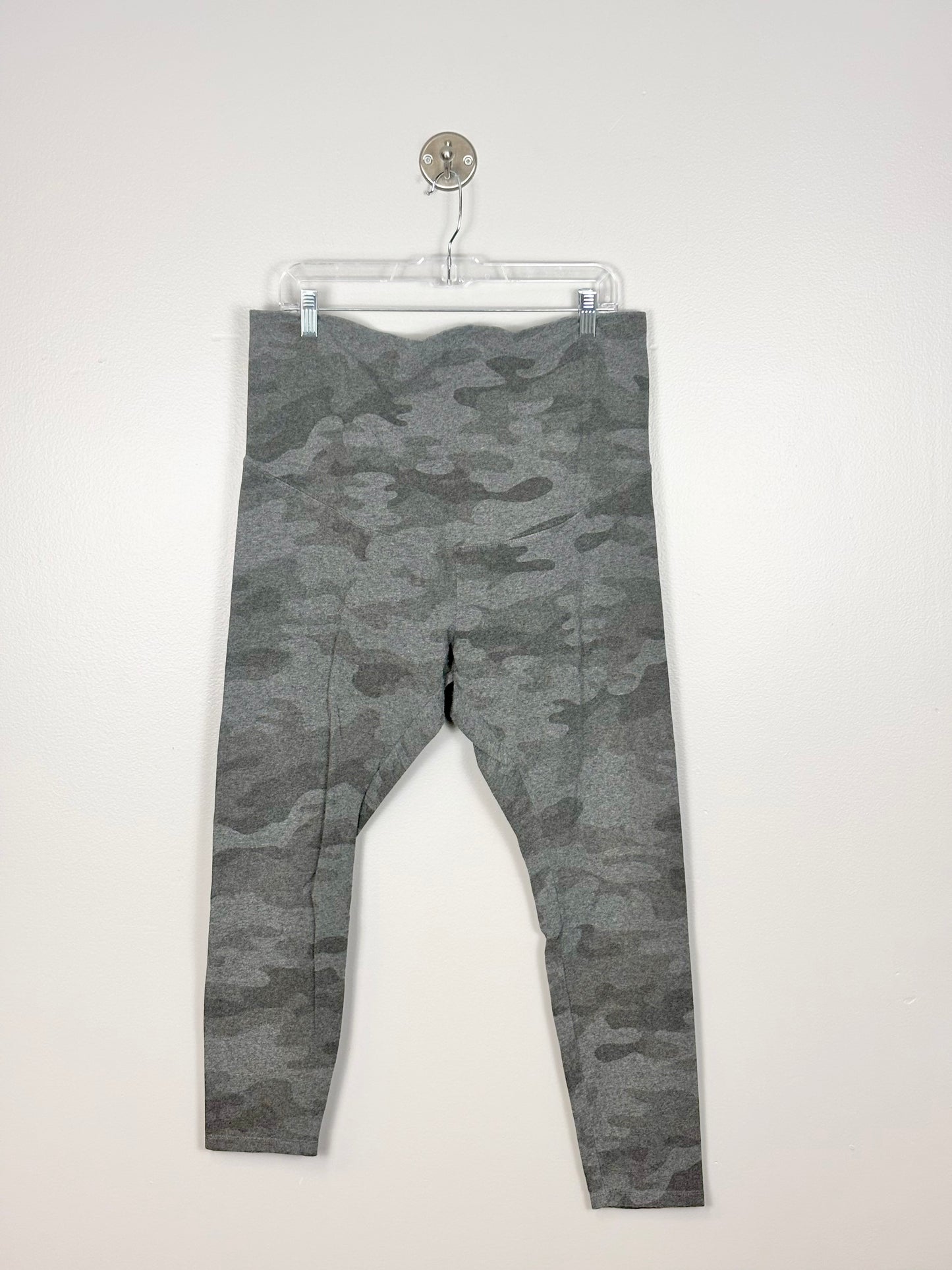 XL - Paisley Sky Camo Leggings