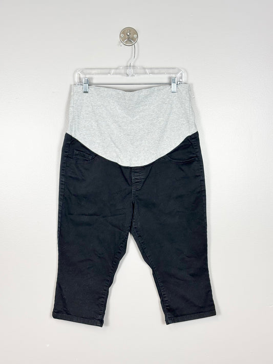 XL - Insider Premium Black Denim Capri
