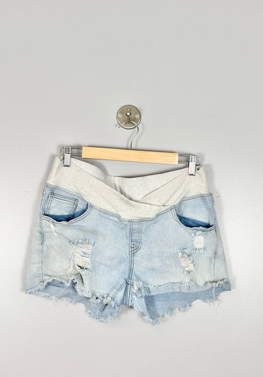 L - Distressed Lightwash Low-Panel Jean Shorts