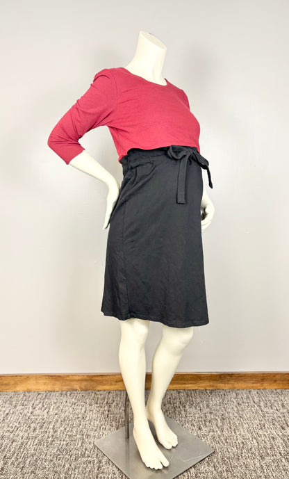 L - Momzelle Black & Red Contrast Nursing Dress