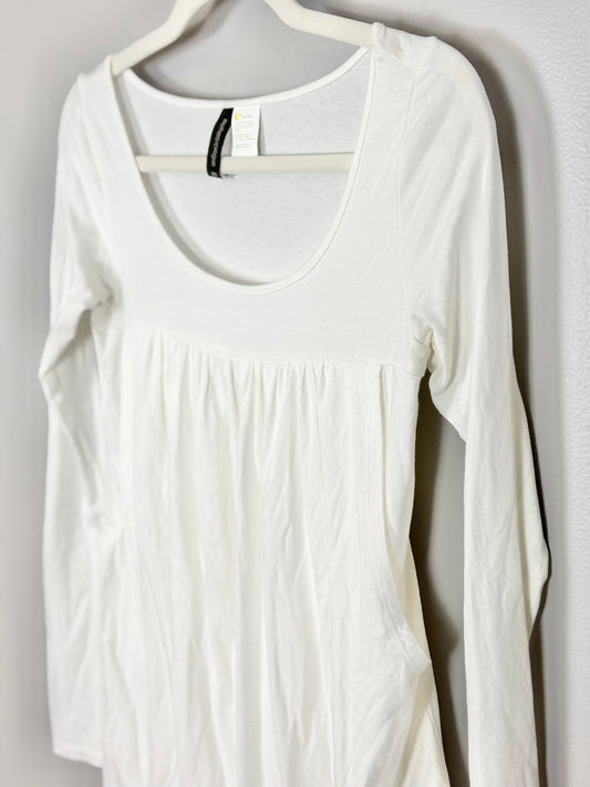XS - Mother’s Vogue White Long-Sleeve Shirt