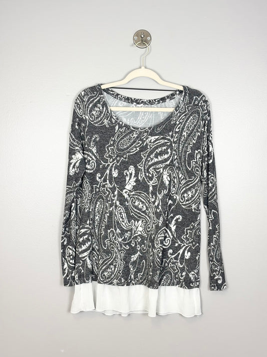 L - Thyme Double-Layer Paisley Sweater