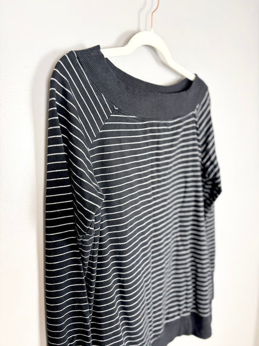 M - A Pea In The Pod Striped Maternity Sweater