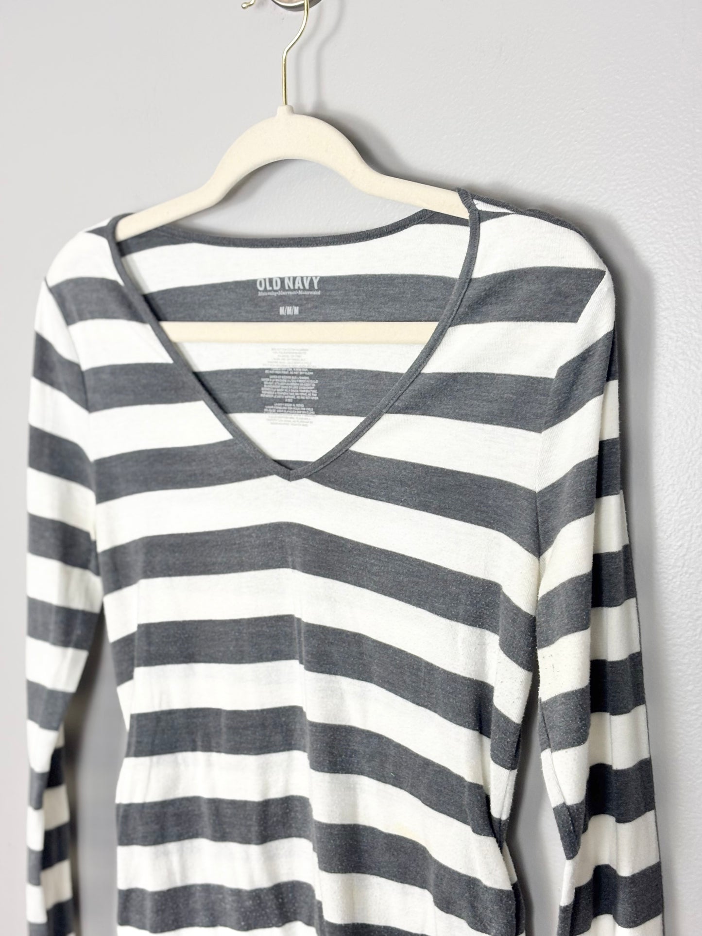 M - Old Navy Grey & White Stripe Shirt