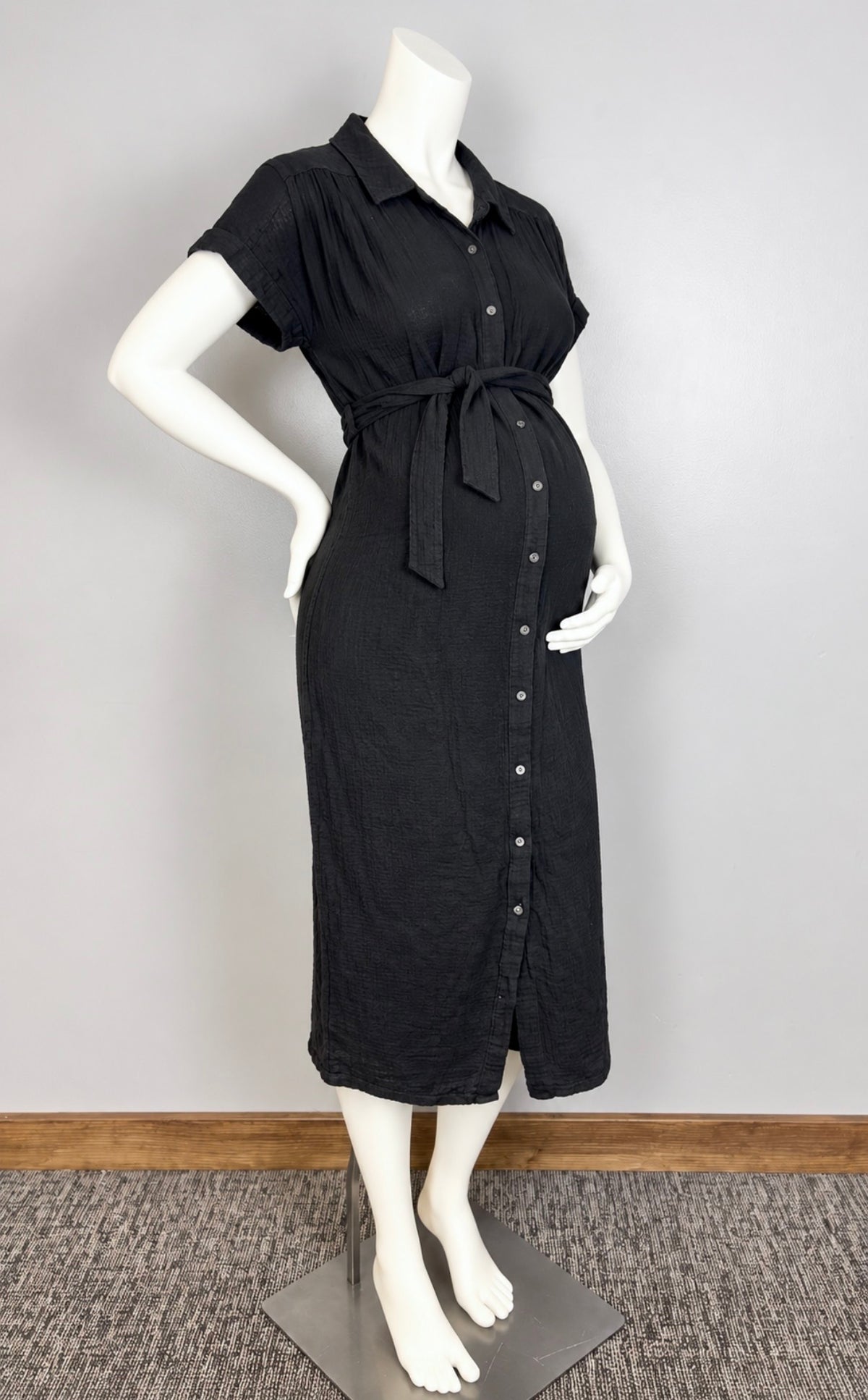 M - Old Navy Black Waffle Weave Maxi Dress