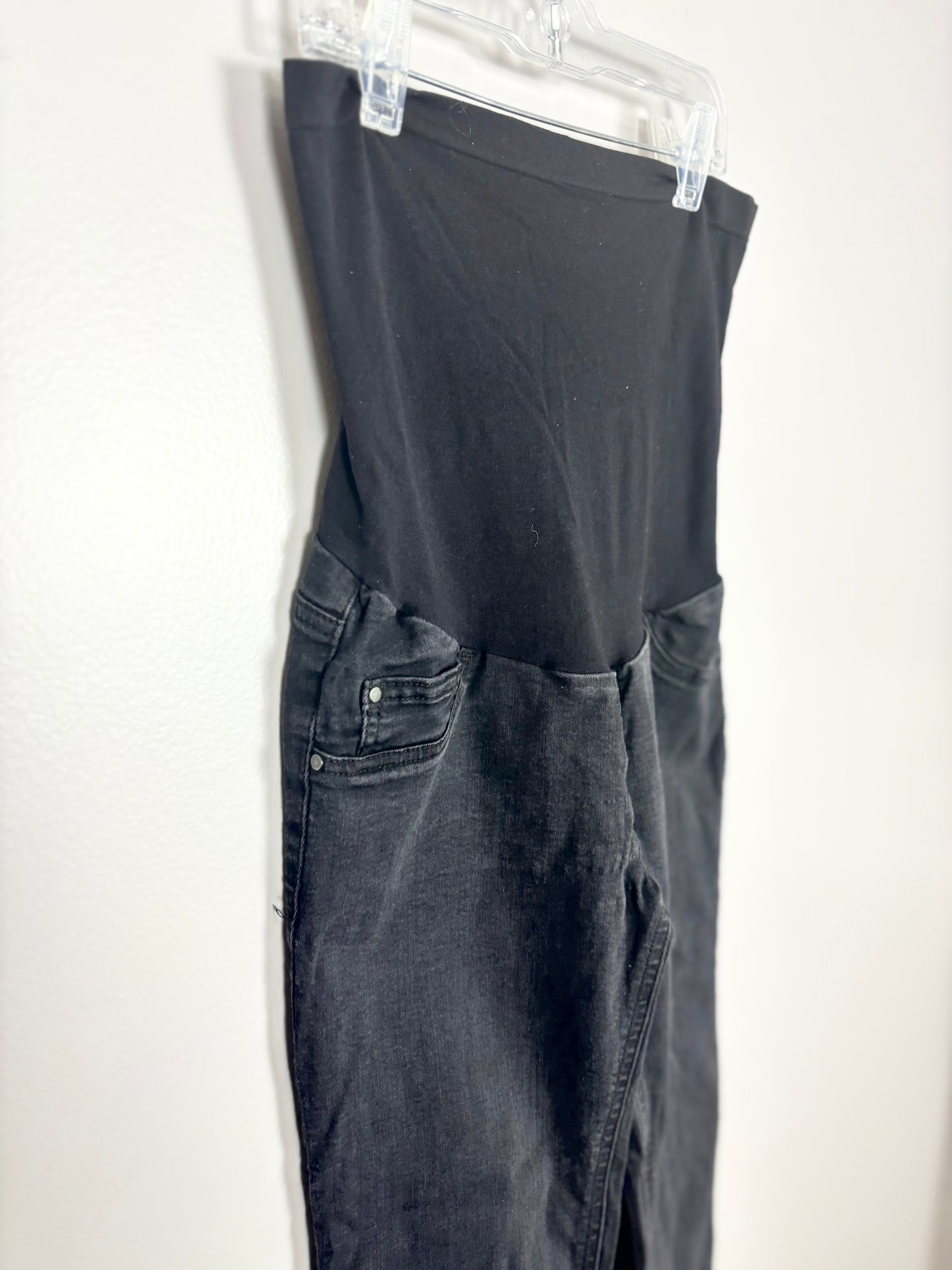M - Indigo Blue Black Denim