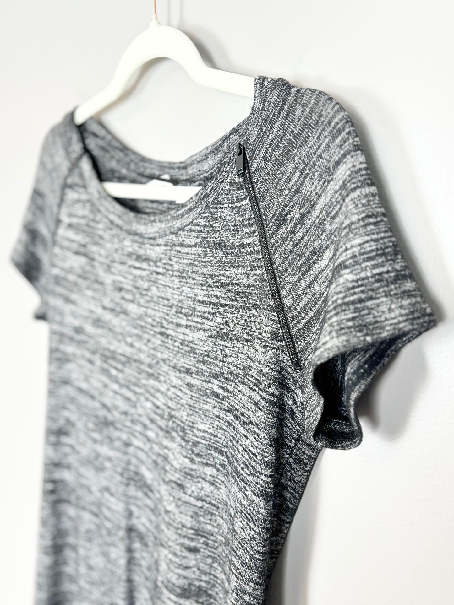 S - Thyme Short Sleeve Variegated Zipper Nursing Shirt